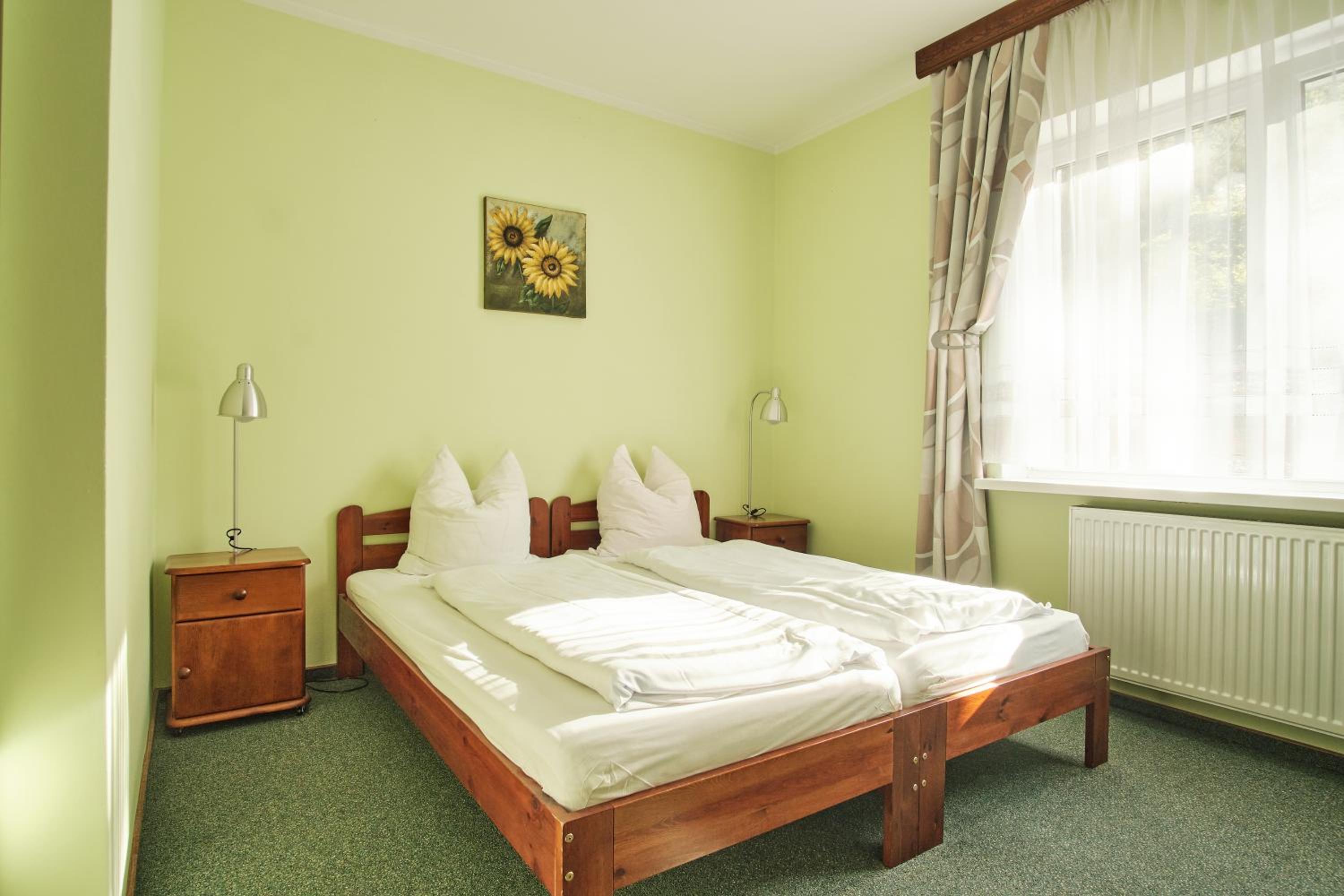 Double or Twin Room - Photo 17