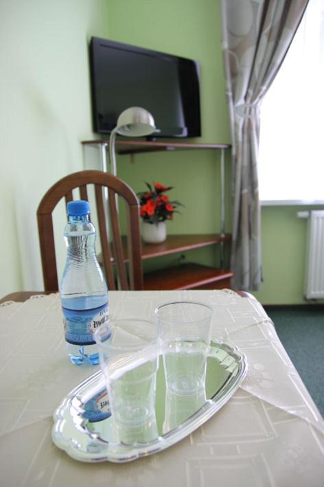 Double or Twin Room - Photo 20