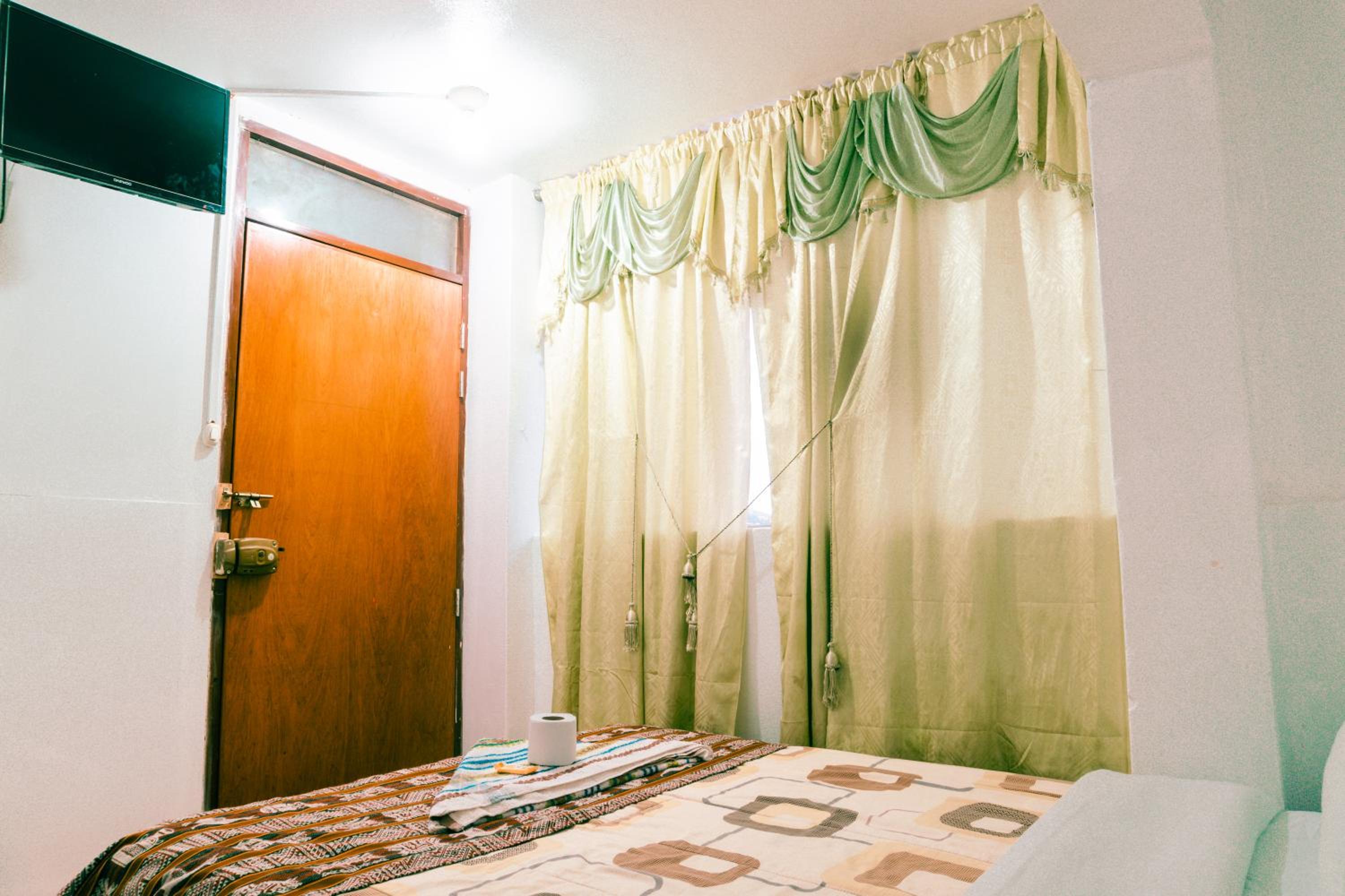 Budget Double Room photo 2