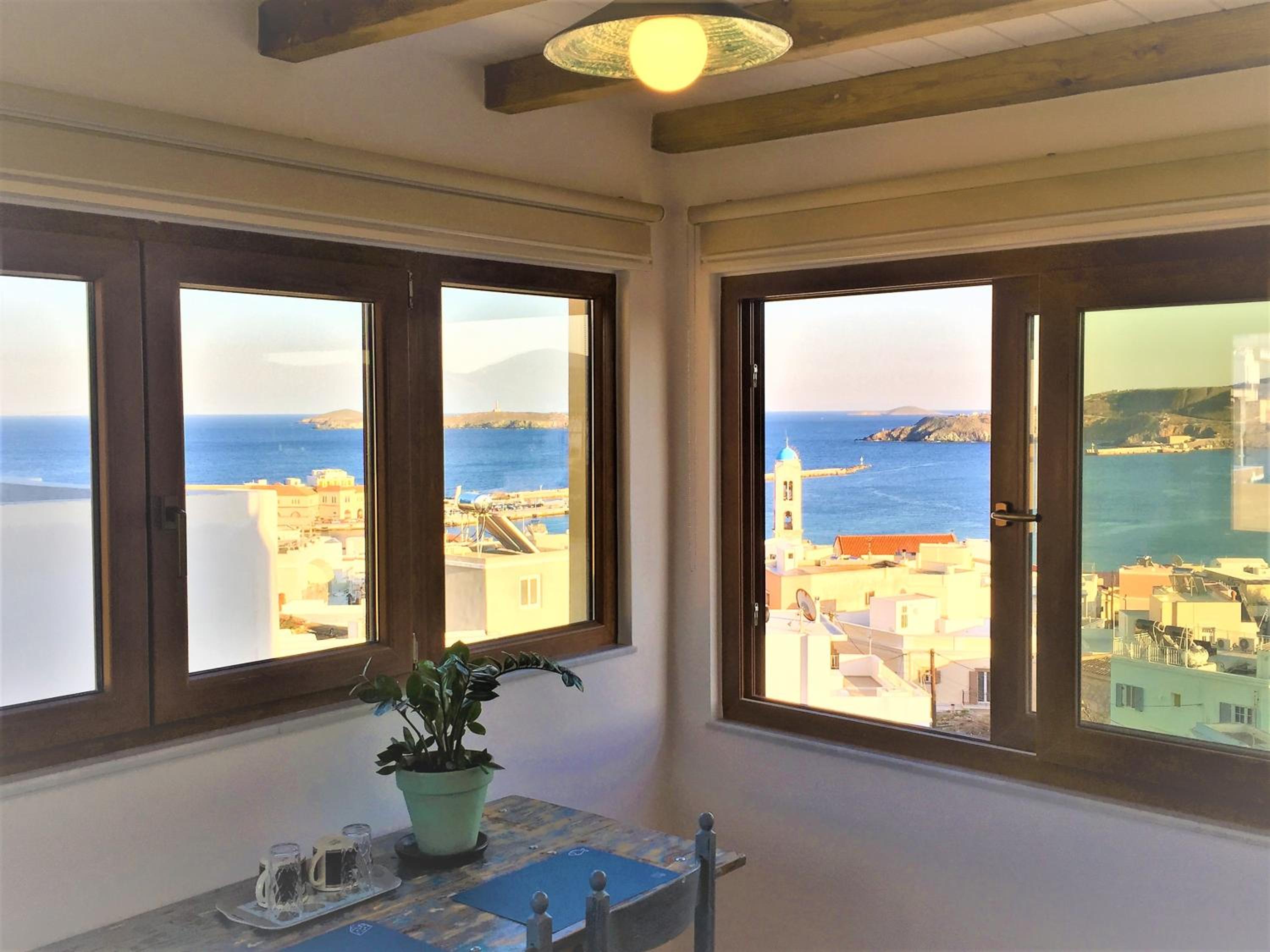 Double Room with Balcony and Sea View photo 2