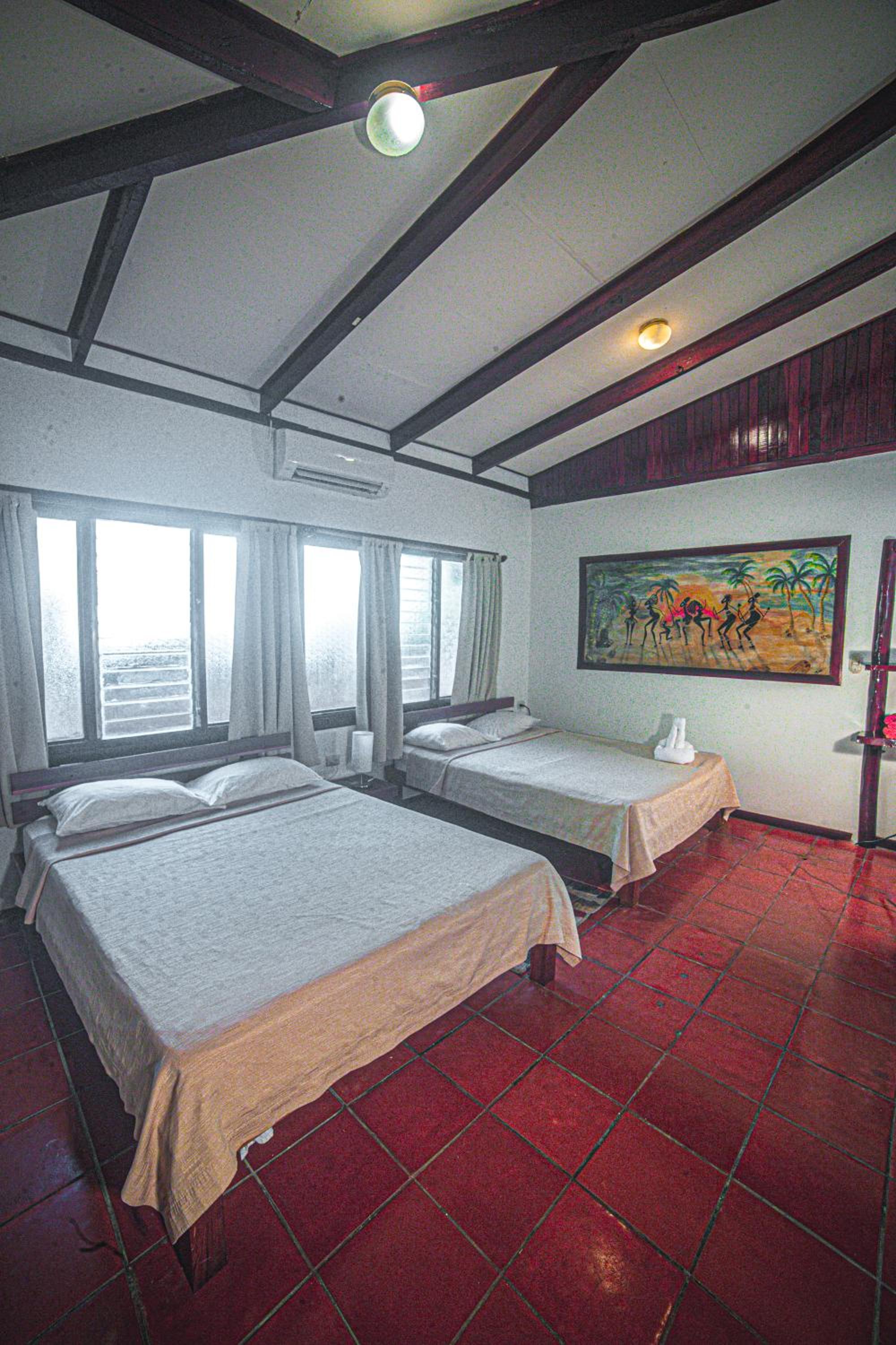 Double Room with Two Double Beds, photo 7