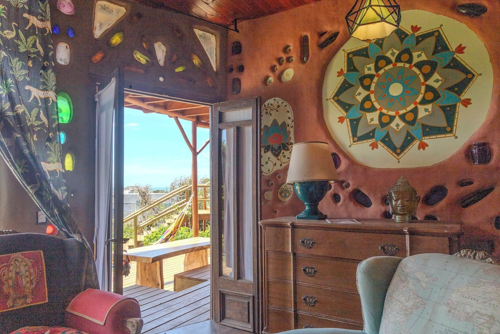 Comfort Room, Balcony, Garden View photo 3
