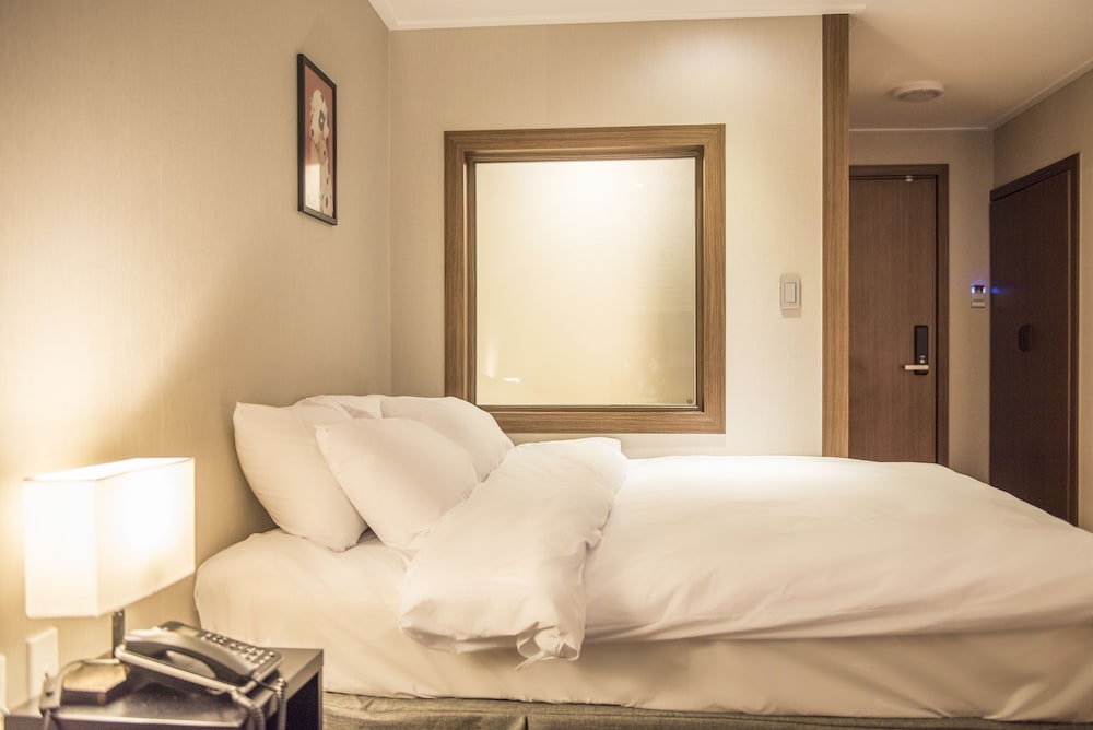 Deluxe Double Room - Photo 15