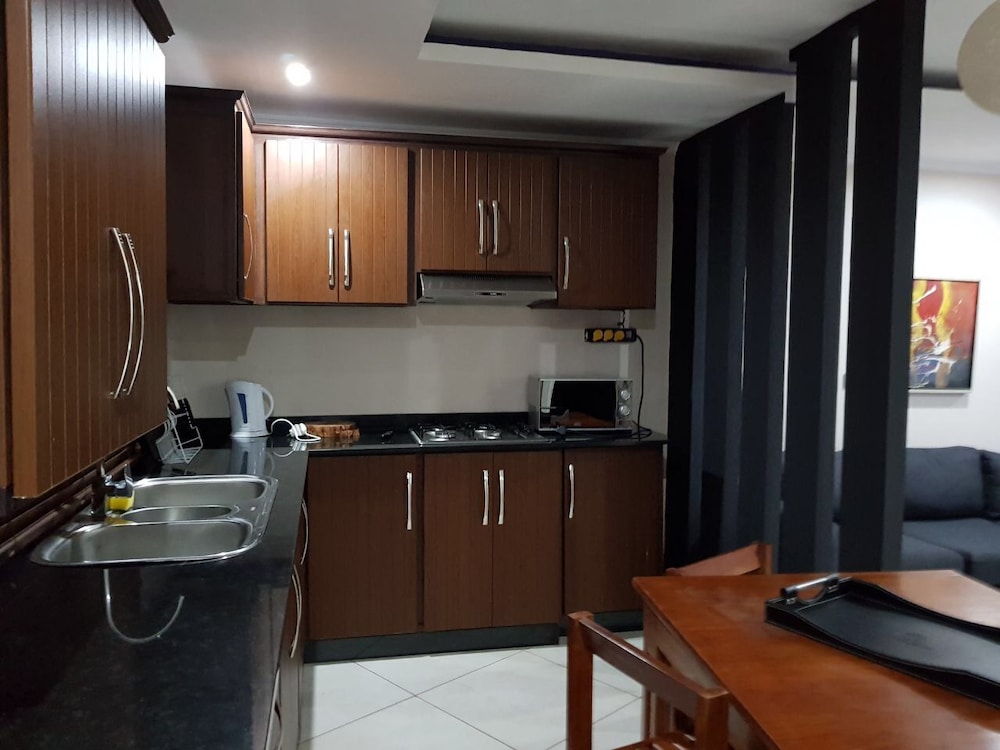 Deluxe Apartment photo 3