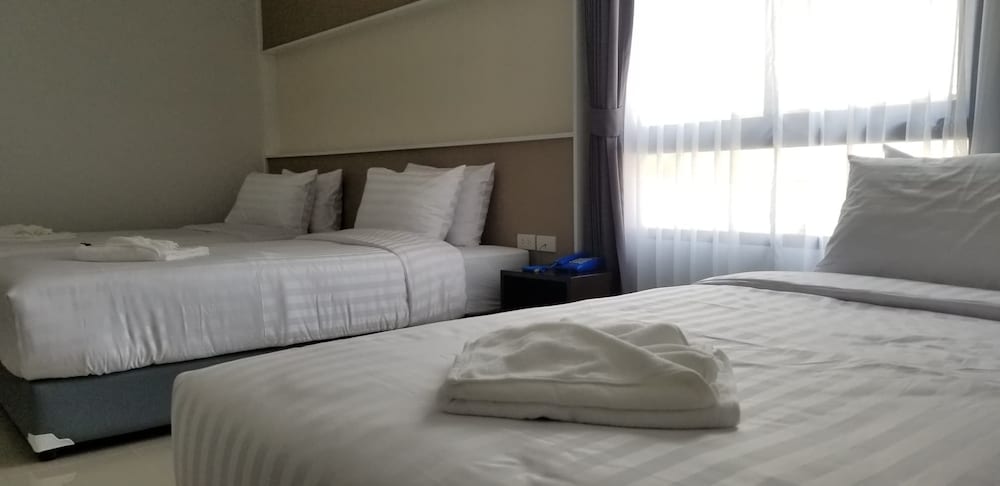Family Triple Room - Photo 3