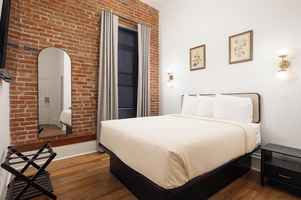 Basic Room - Photo 1