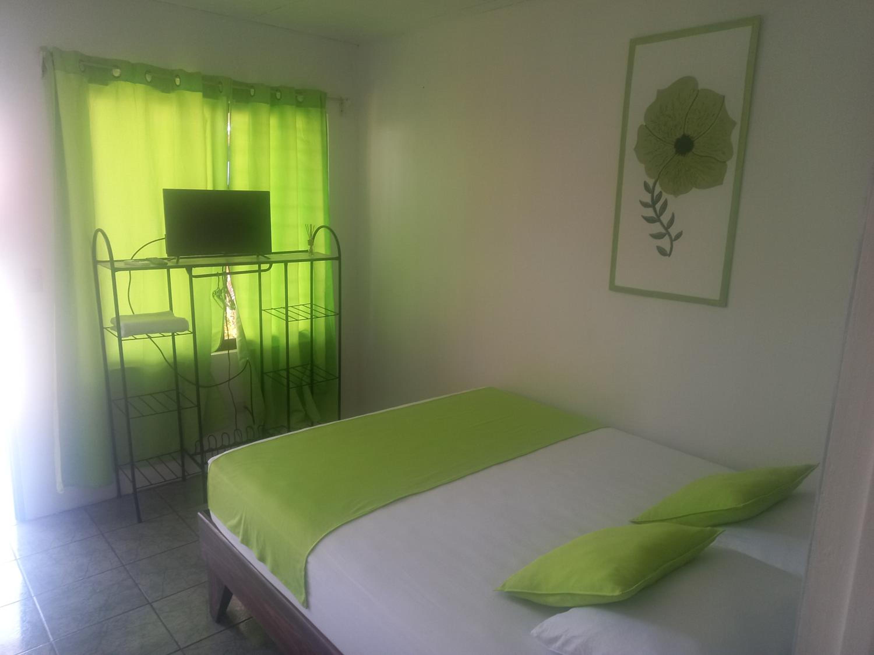 Standard Triple Room photo 2