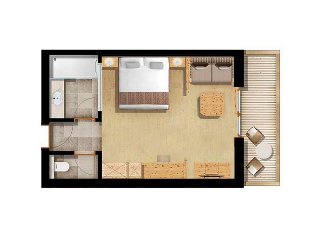 Superior Double Room with Balcony - Photo 3
