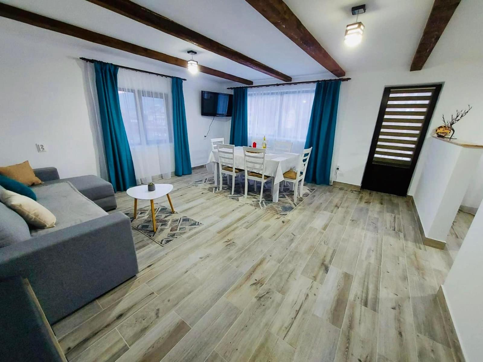 One-Bedroom Apartment - Photo 11