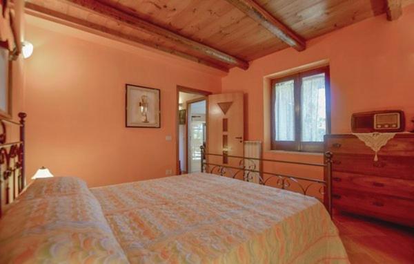 Four-Bedroom House photo 2