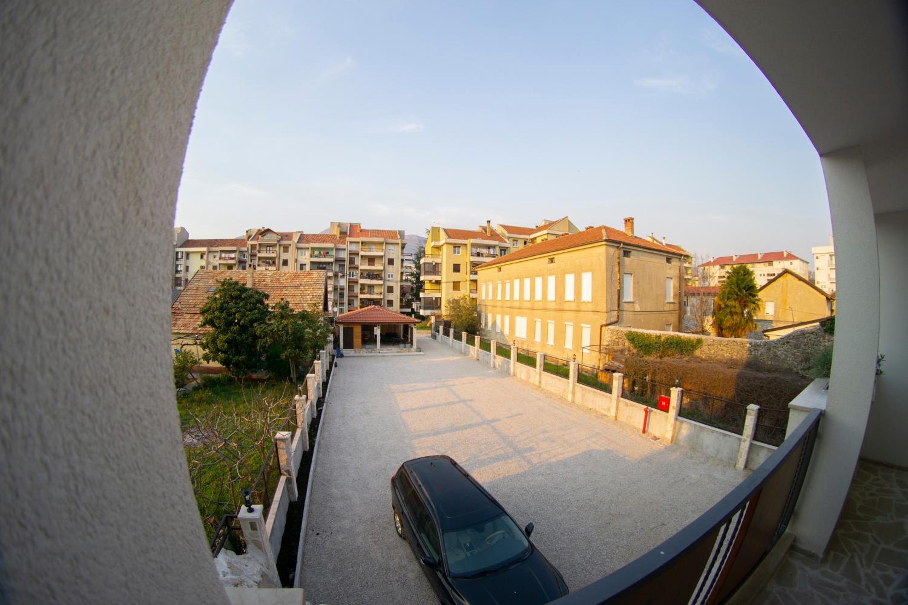Deluxe Double Room with Balcony - Photo 20