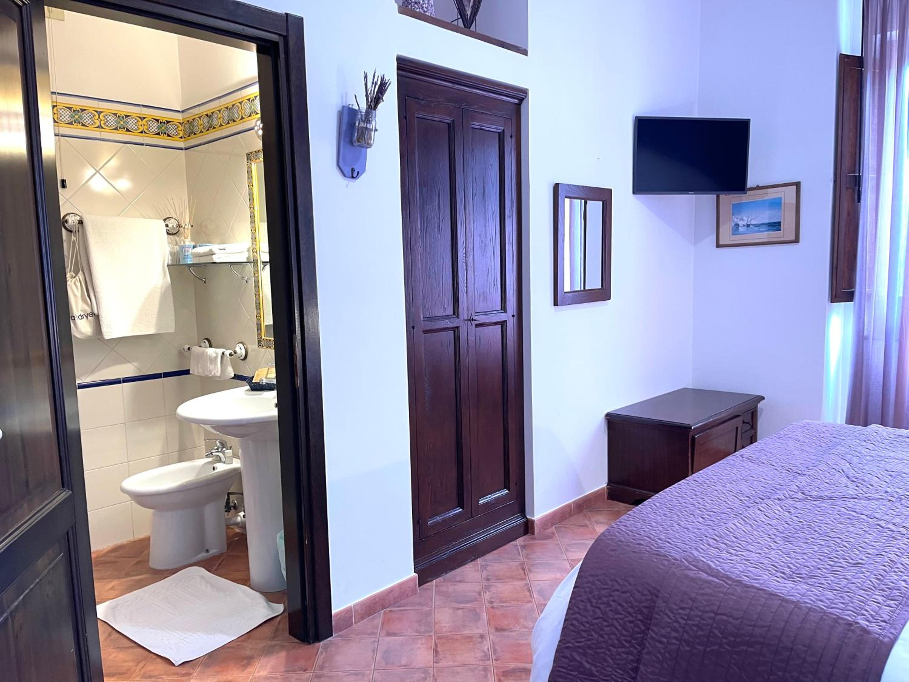 Comfort Triple Room - Photo 2