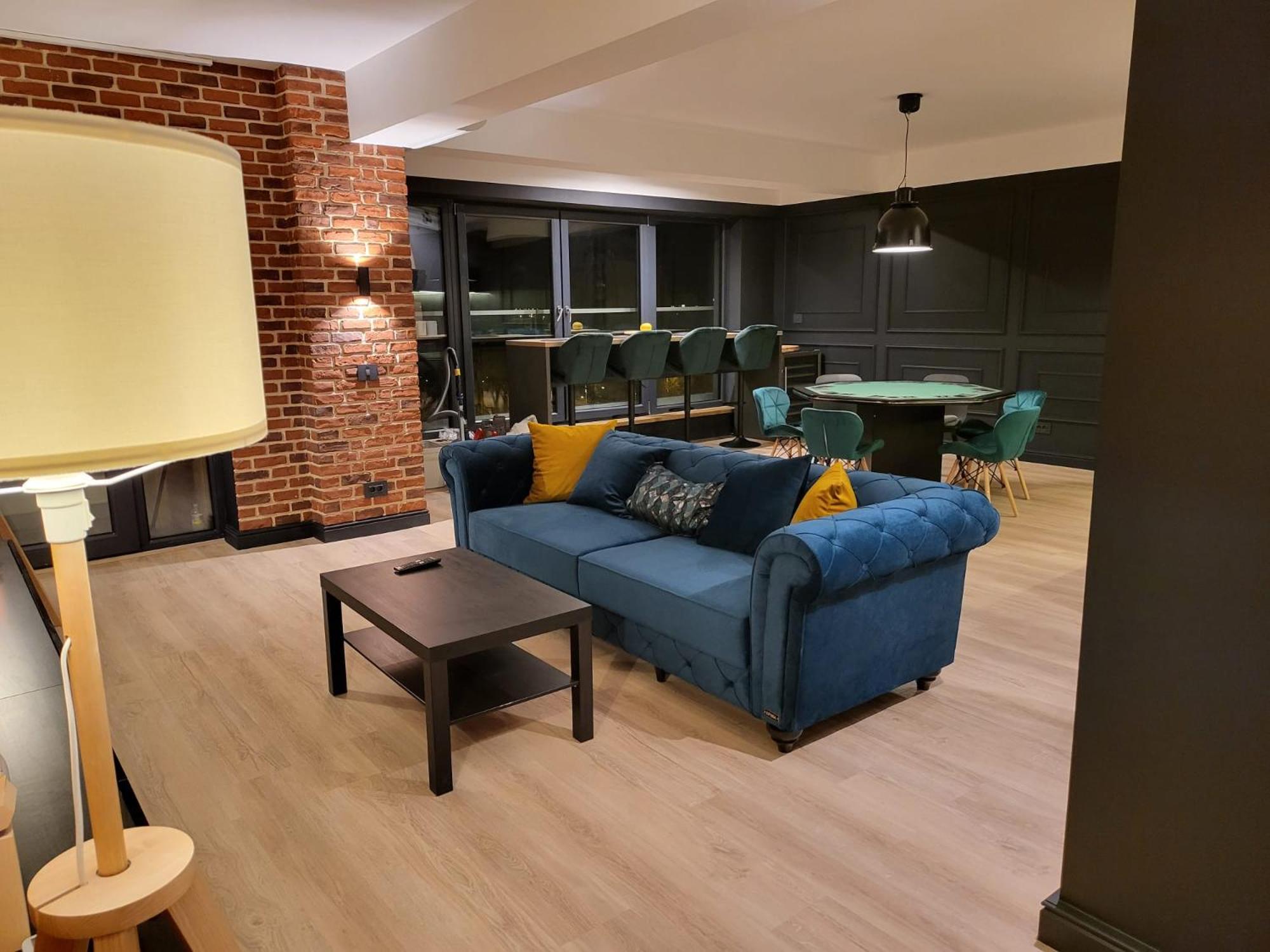 One-Bedroom Apartment - Photo 6