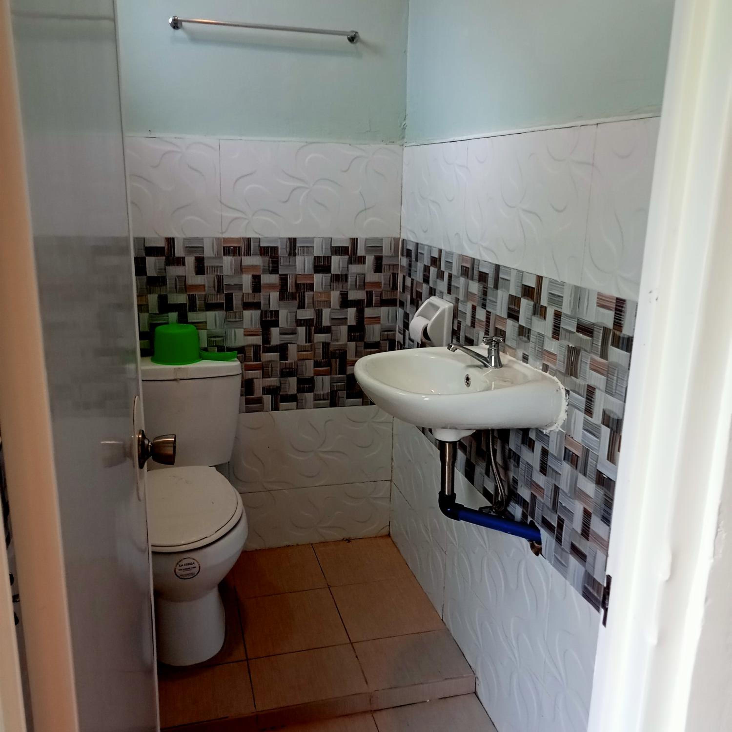 Budget Double Room - Photo 3
