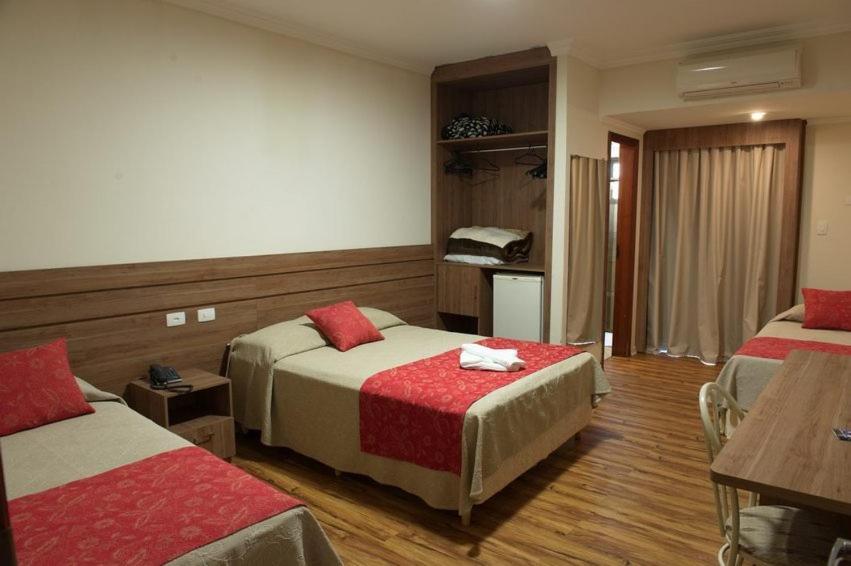 Deluxe Triple Room photo 2
