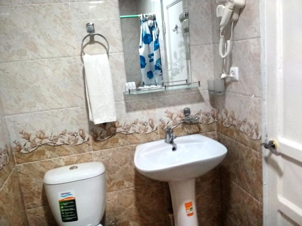 Triple Room with Private Bathroom