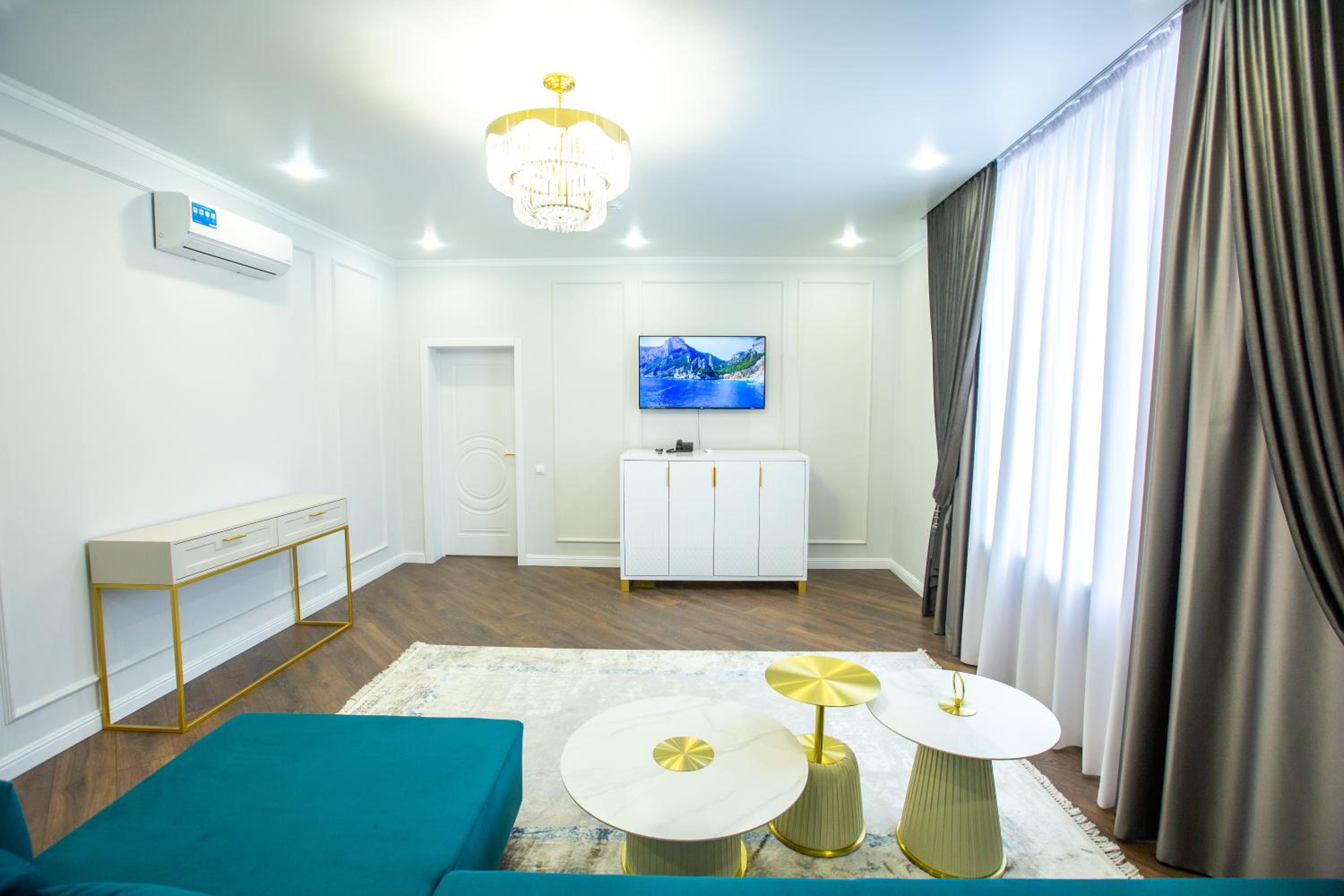 King Suite
