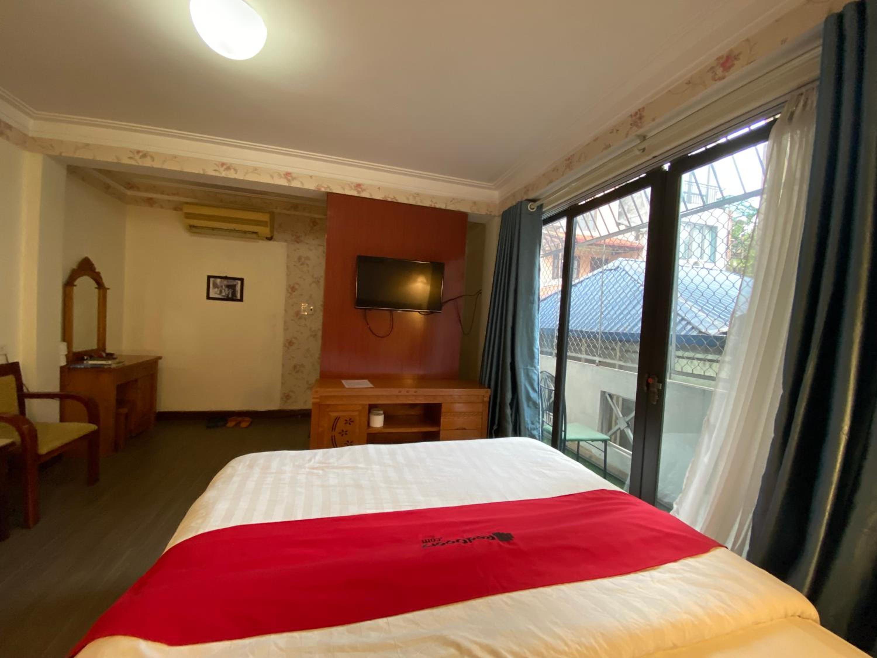 King Room with Balcony