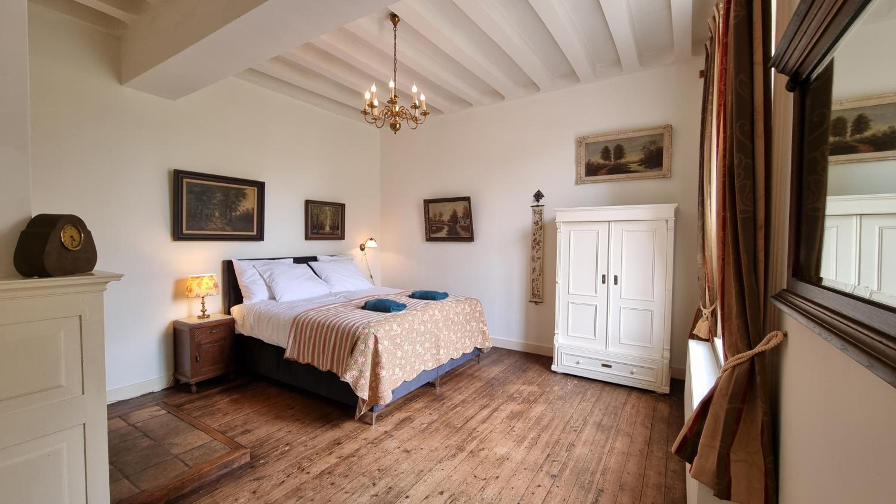 Junior Suite with Canal View