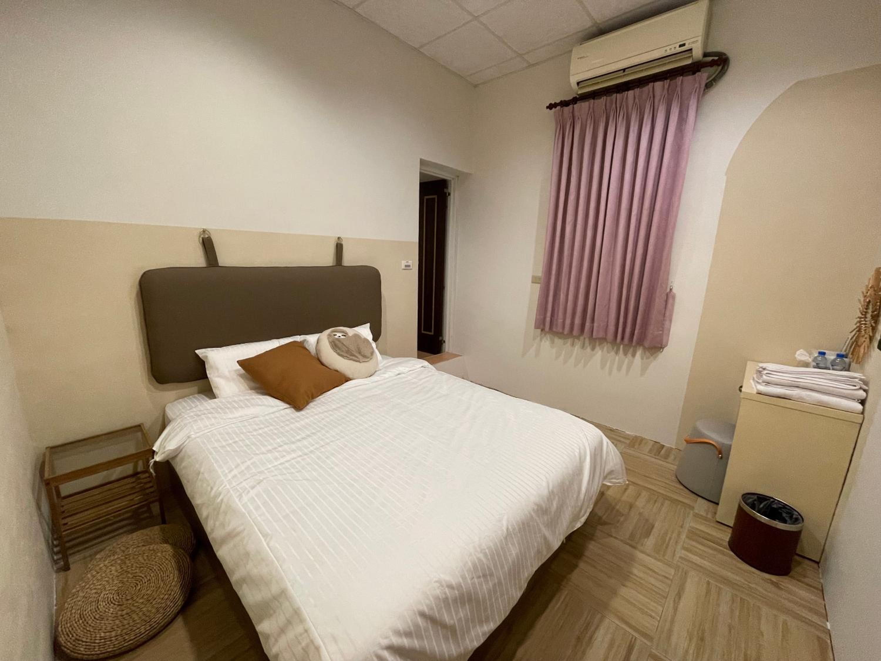 Double Room with Private Bathroom photo 2