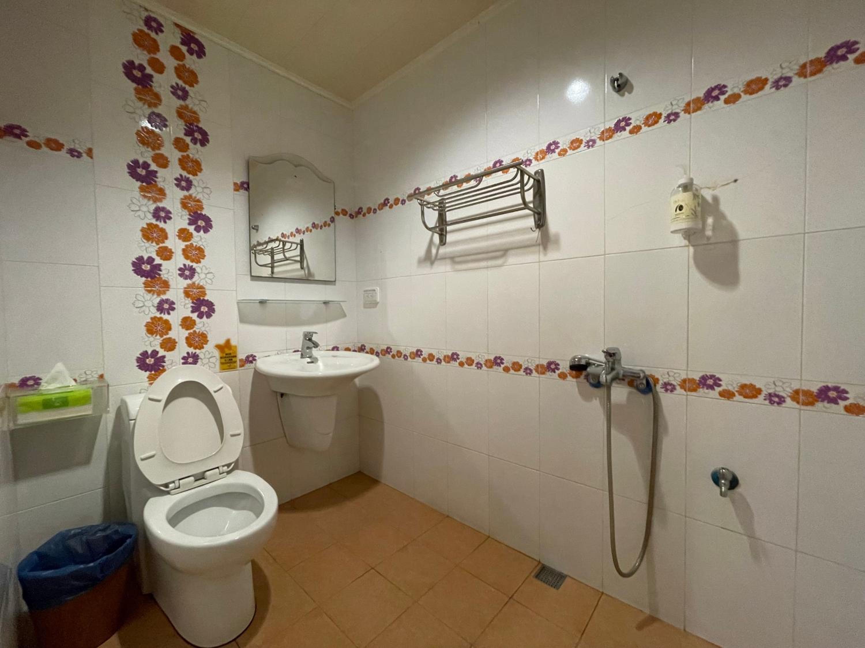 Double Room with Private Bathroom photo 3