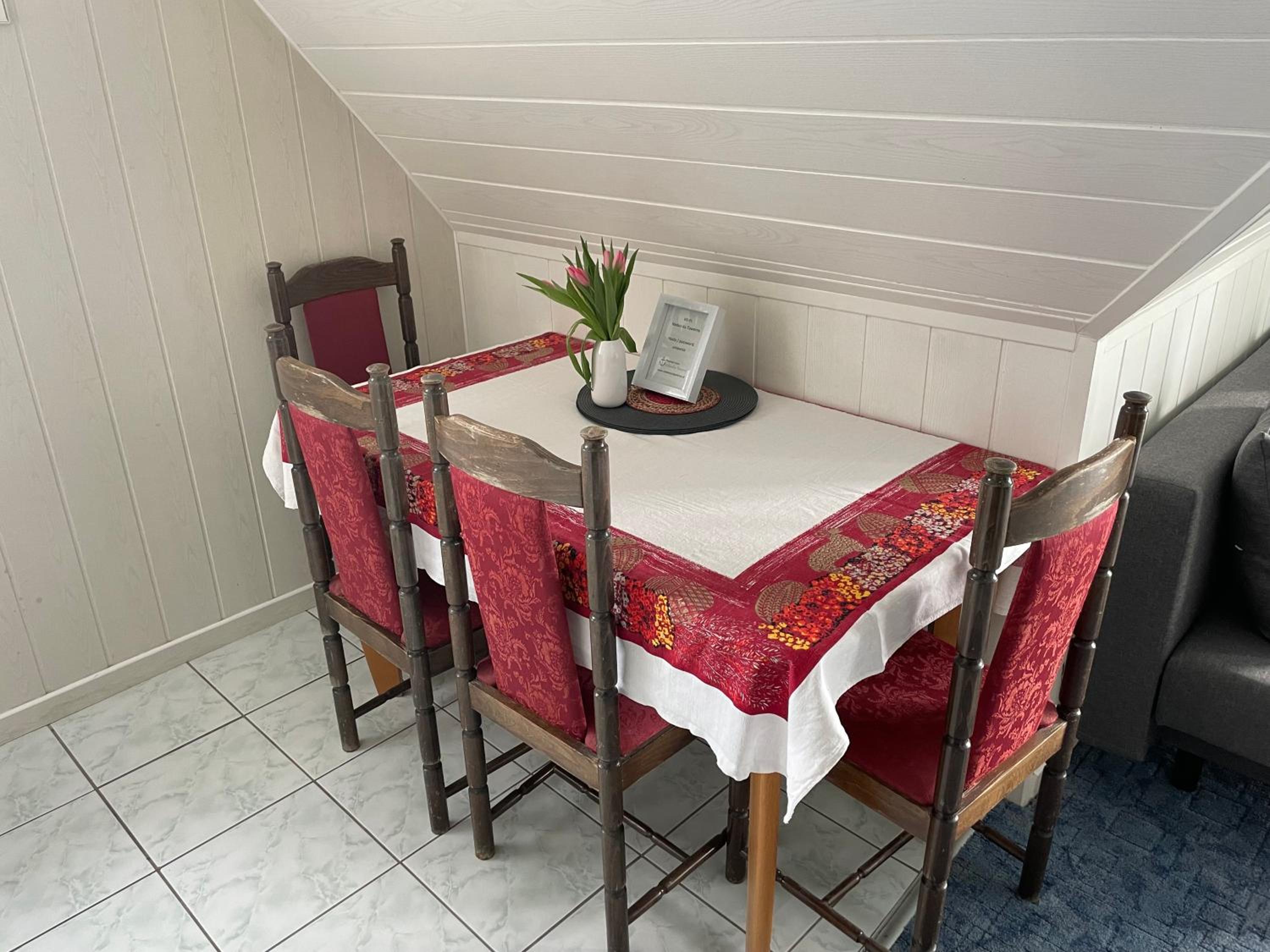 Double Room - Photo 8