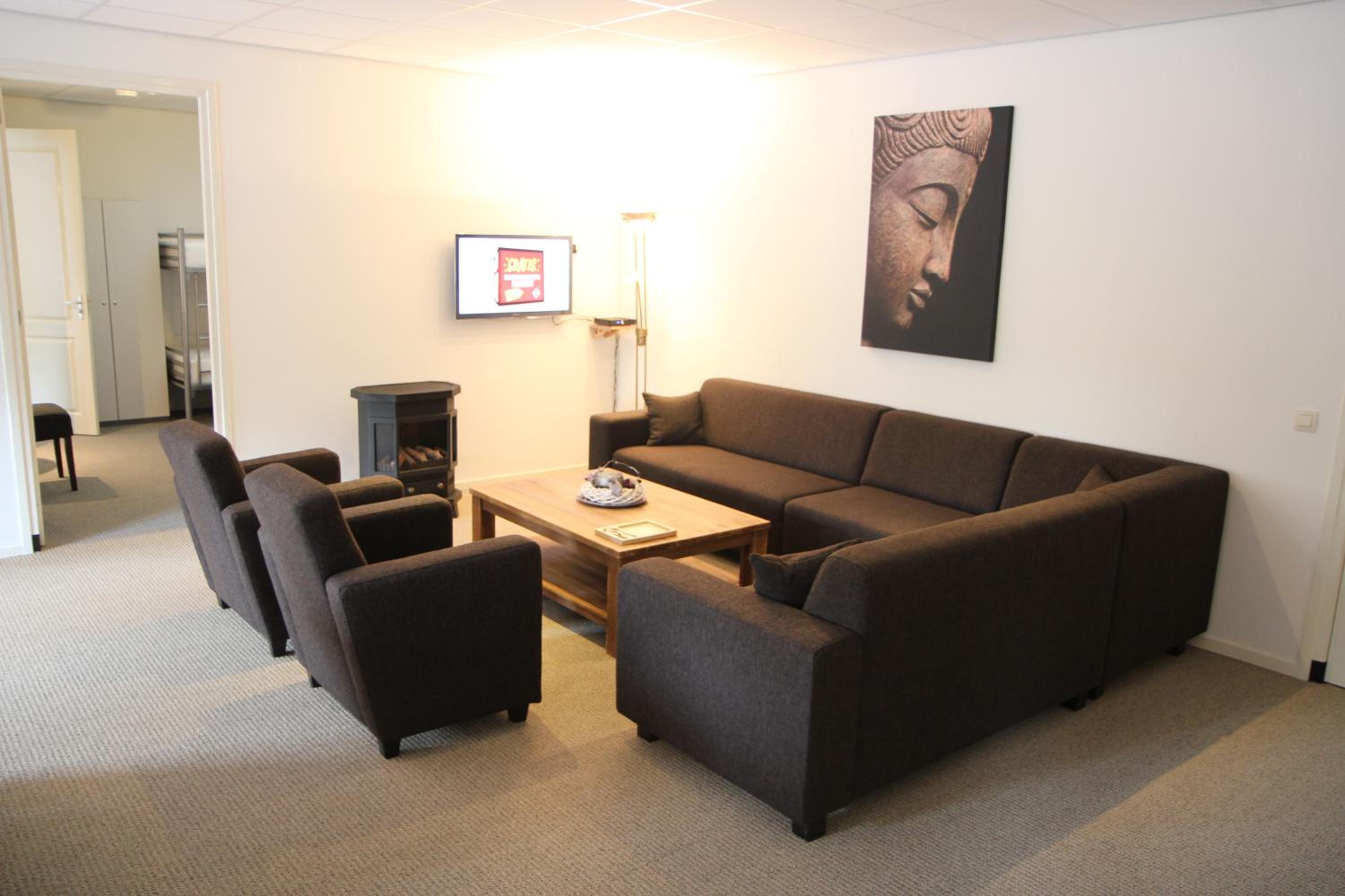 Apartment photo 3