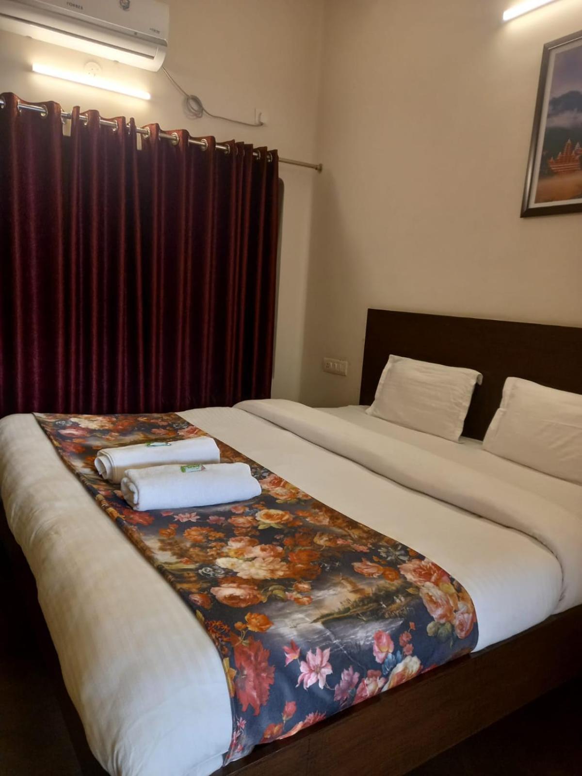 Deluxe Double Room - Photo 1