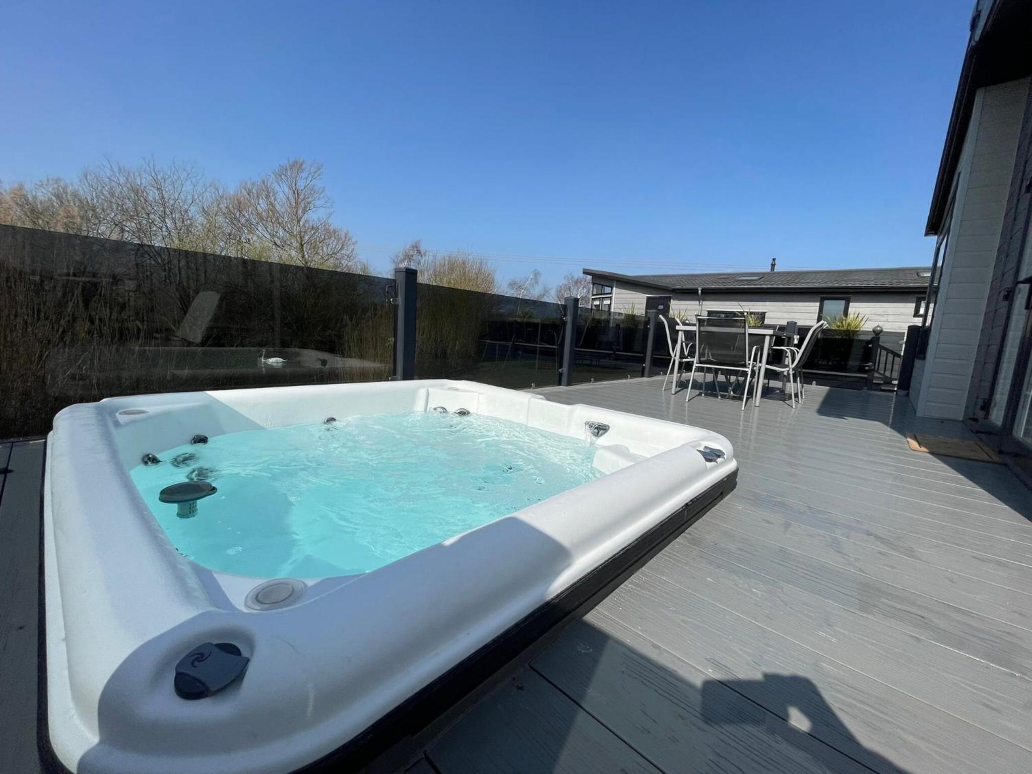 Three-Bedroom Apartment - Photo 10