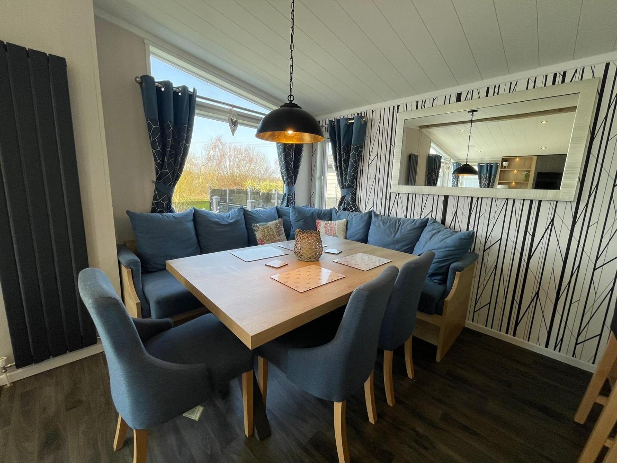 Three-Bedroom Apartment - Photo 12