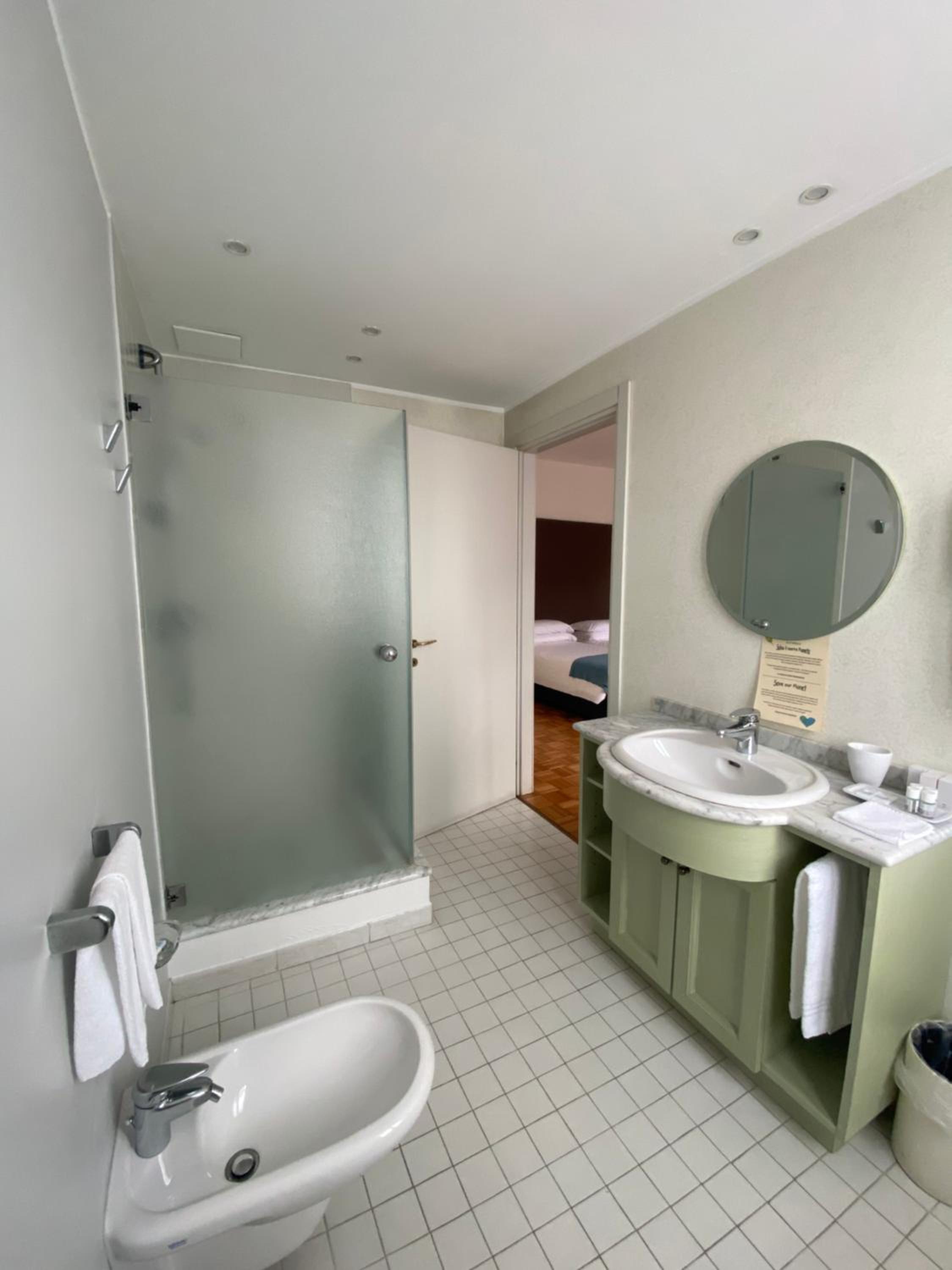 Triple Room - Photo 7