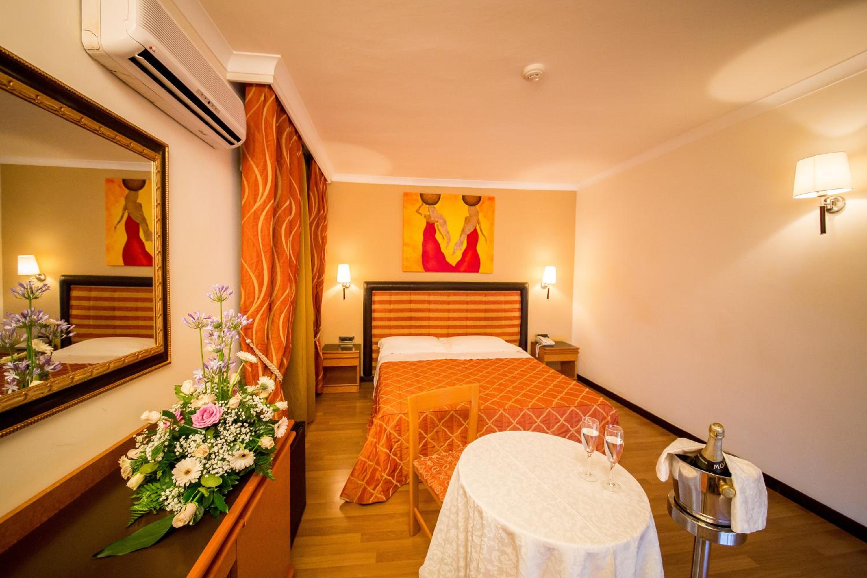 Double Room - Photo 1