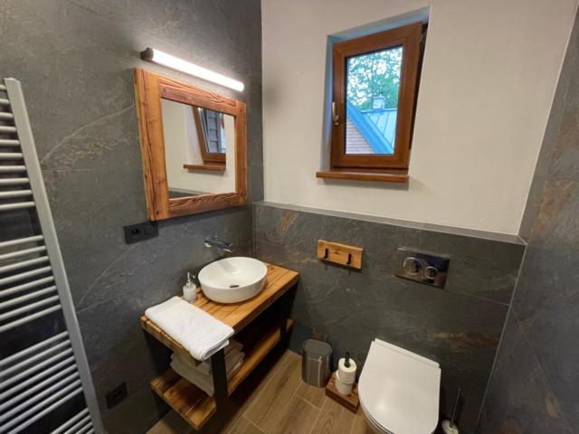 Deluxe Double or Twin Room - Photo 10