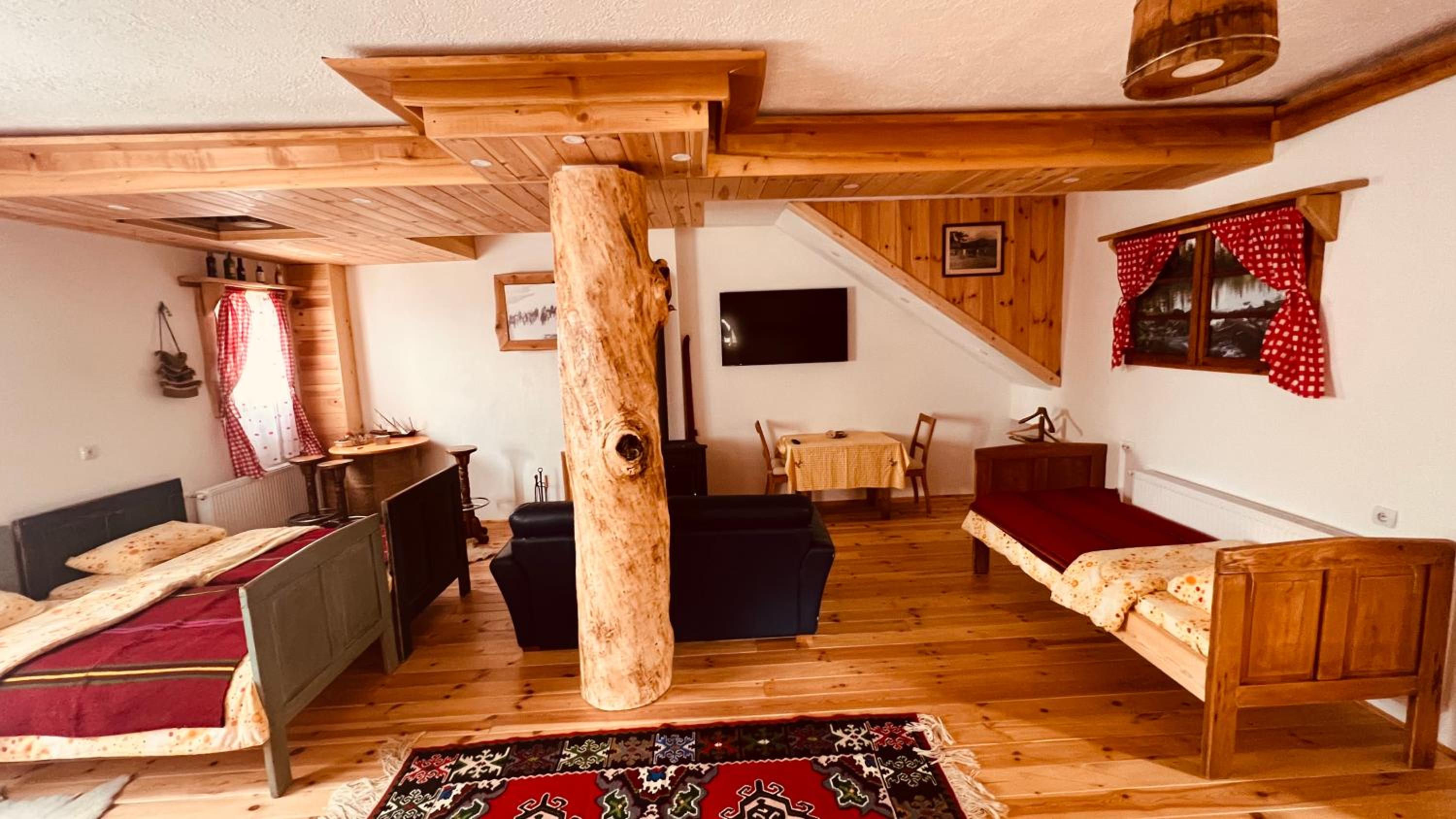 Family Room - Photo 28