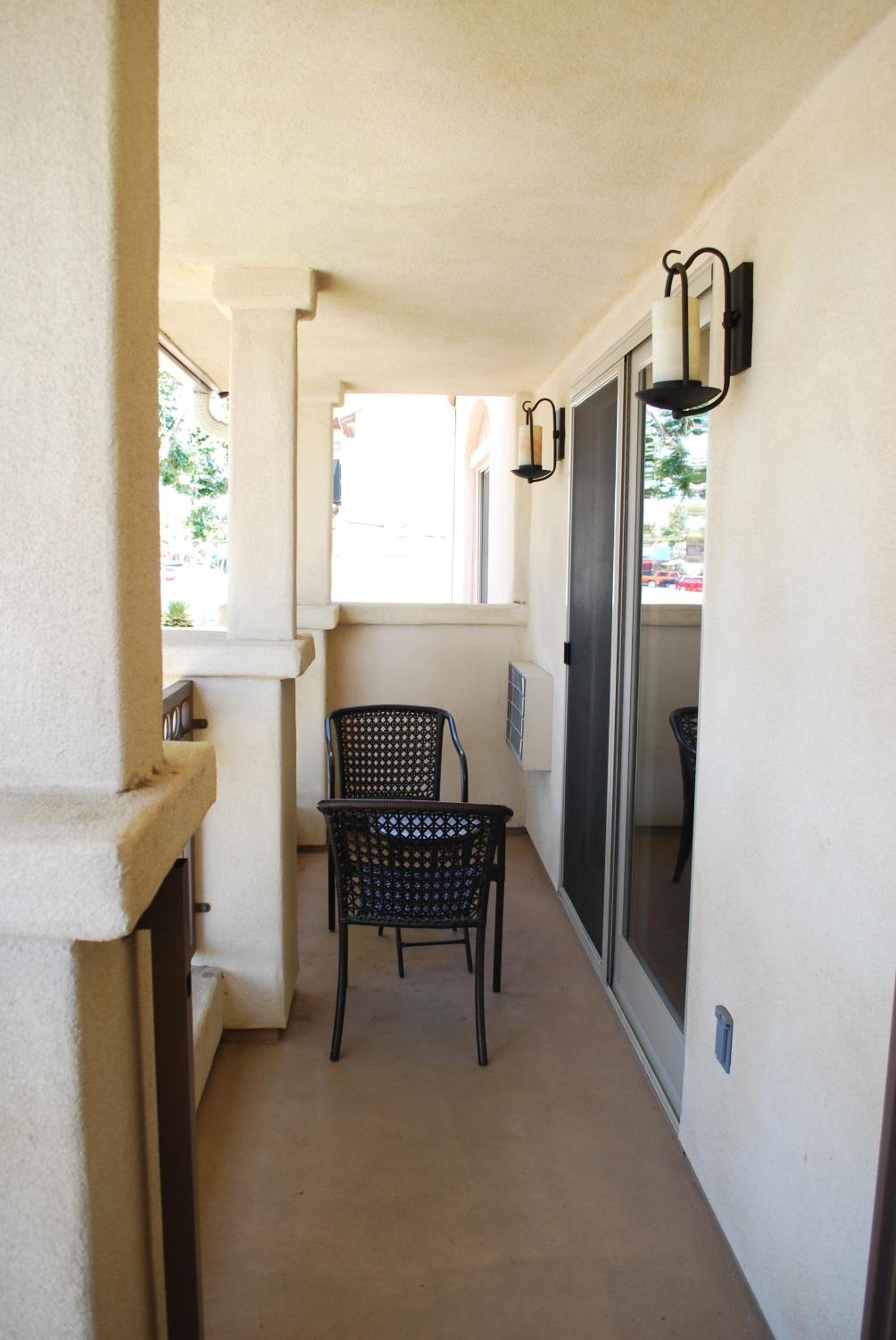 Mini Suite - Photo 5