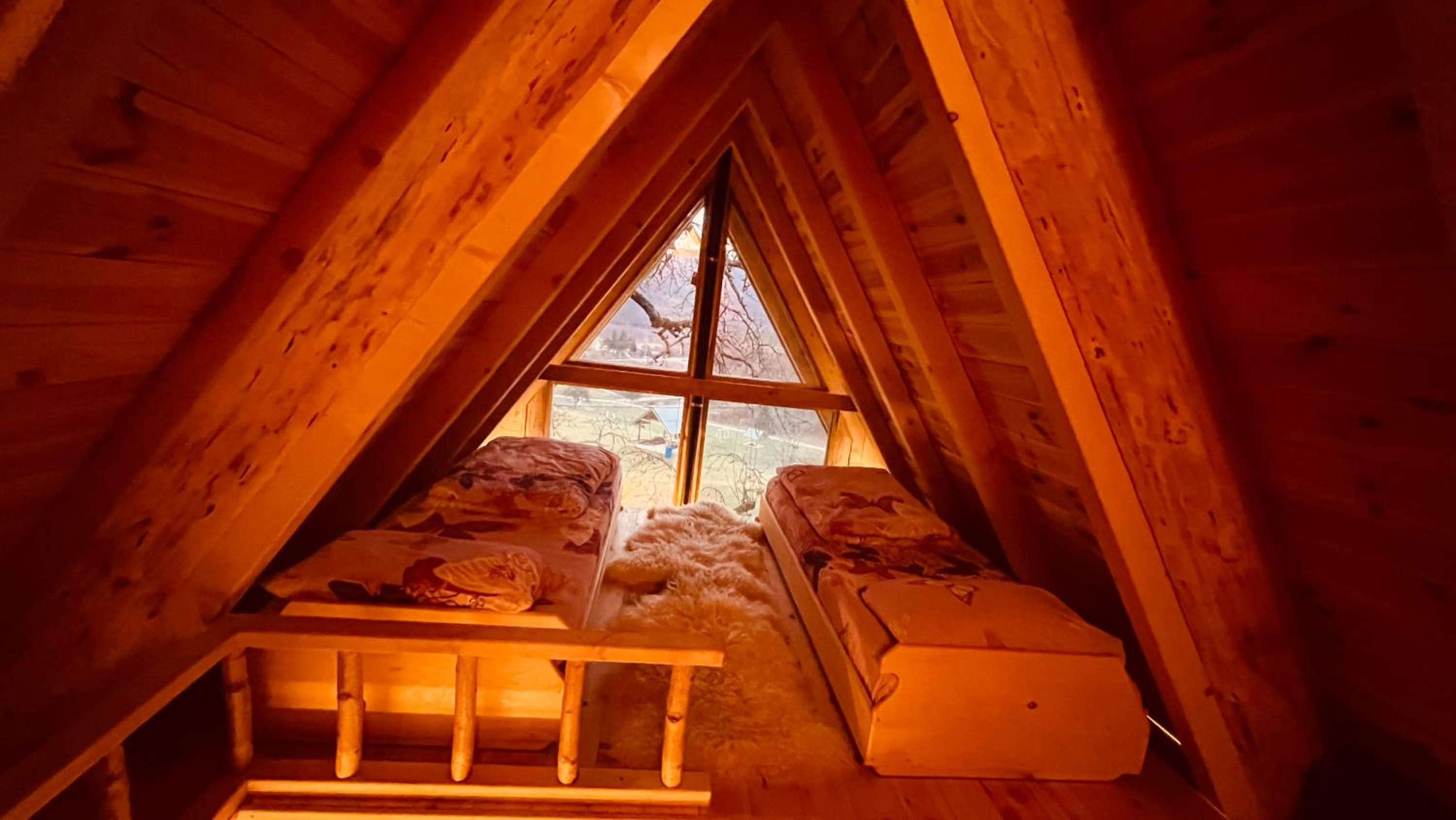Cottage with Garden View - Photo 34