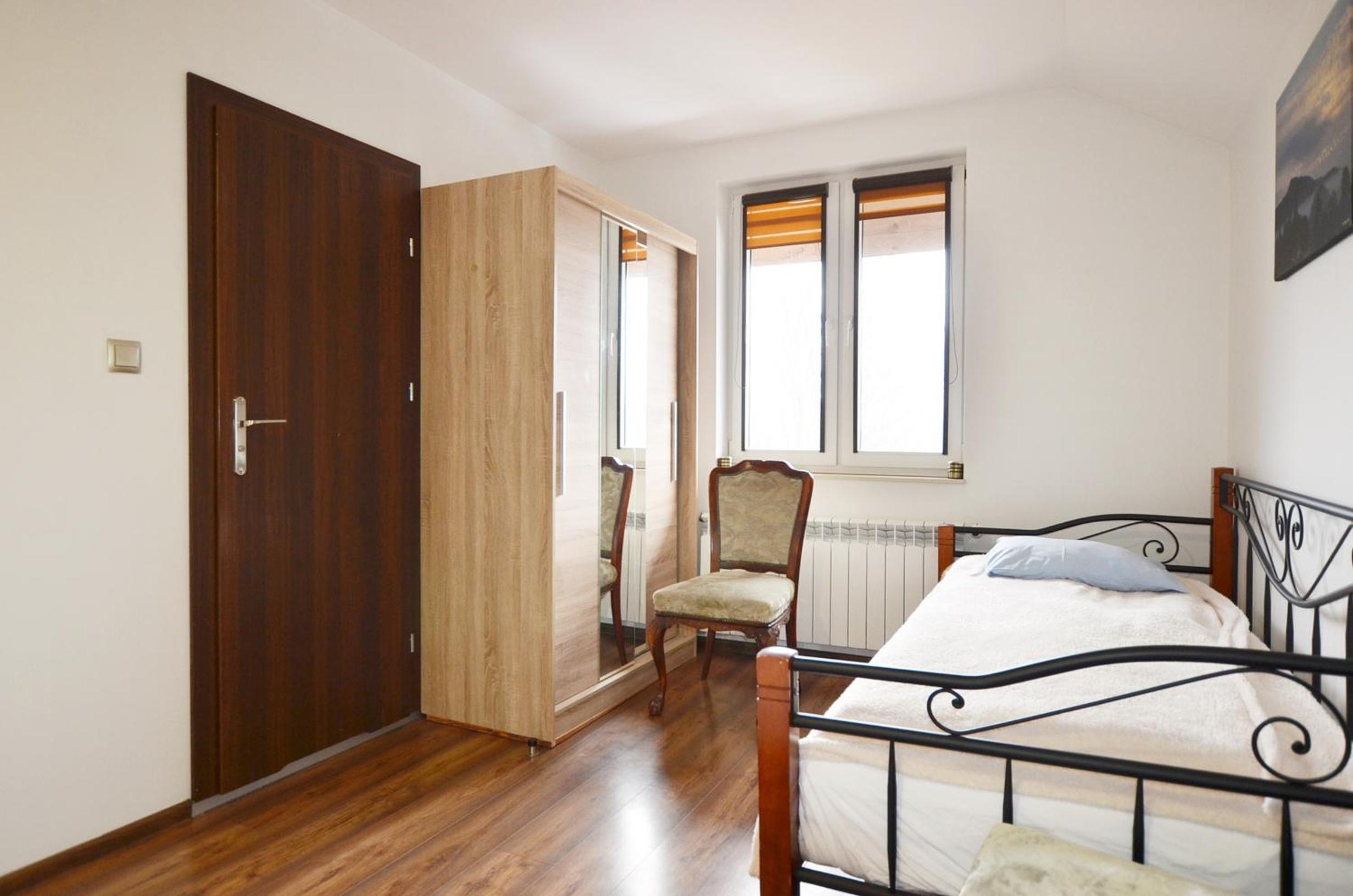 Triple Room - Photo 2