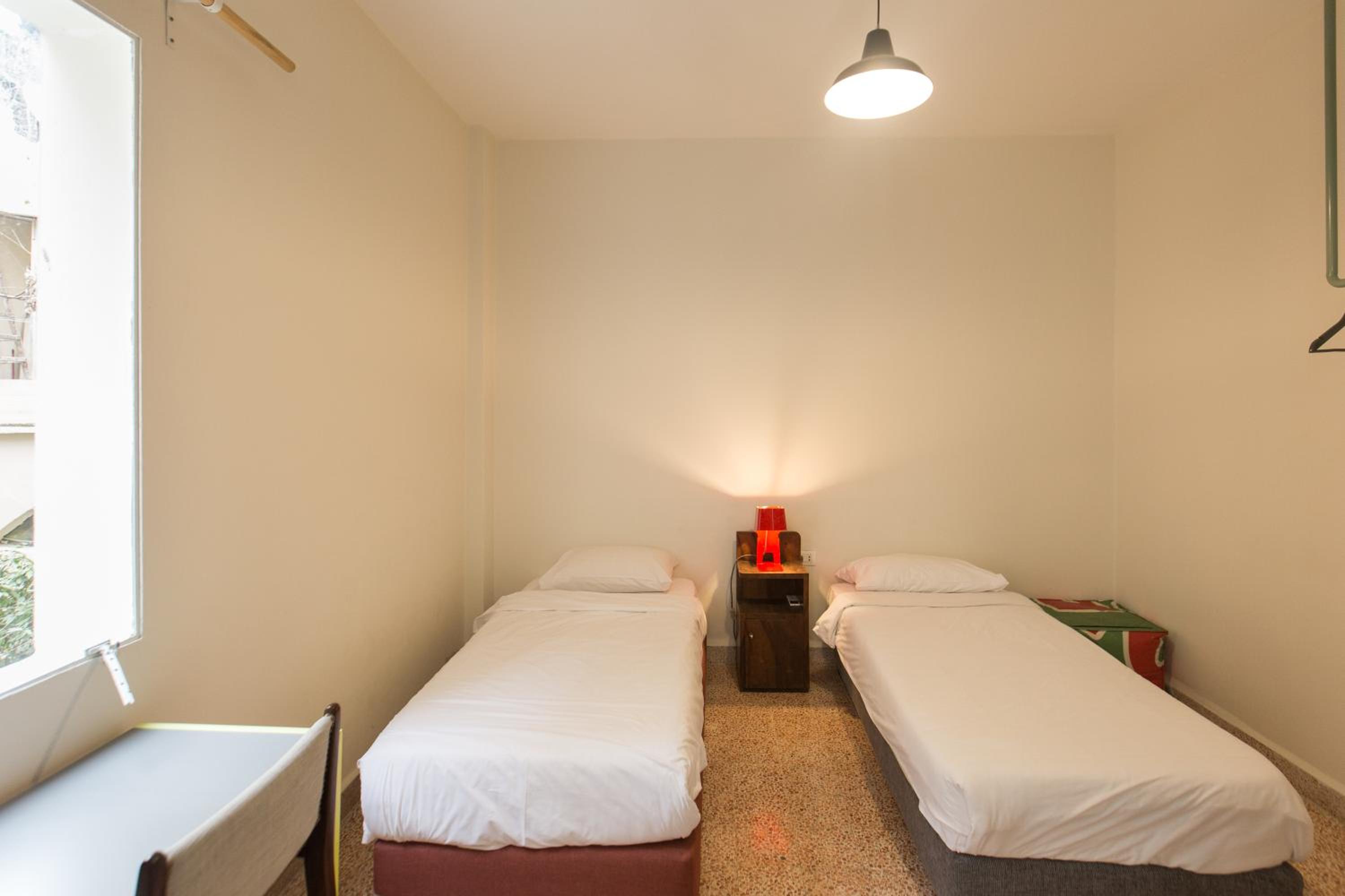 Double or Twin Room with Shared Bathroom photo 2