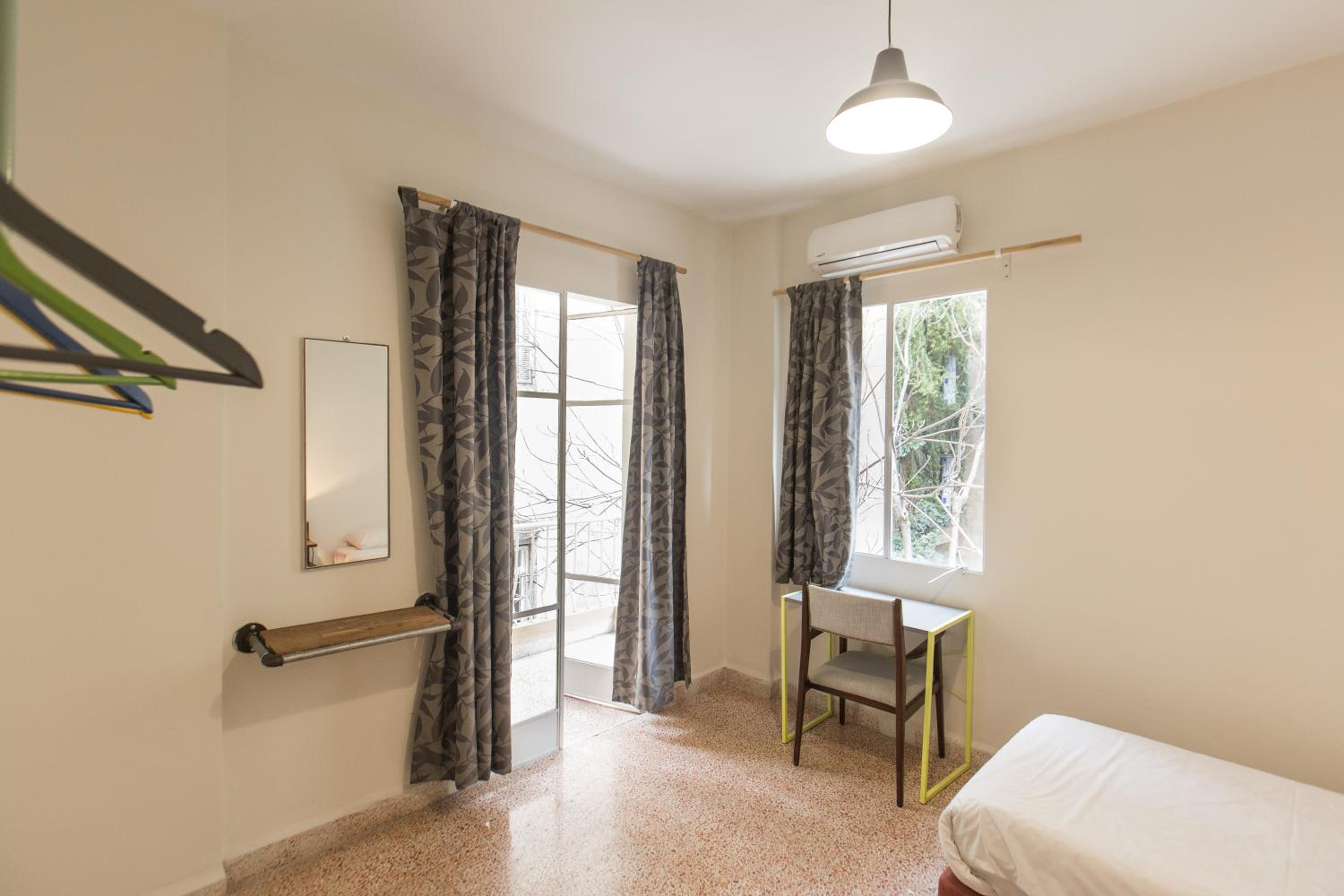 Double or Twin Room with Shared Bathroom photo 3