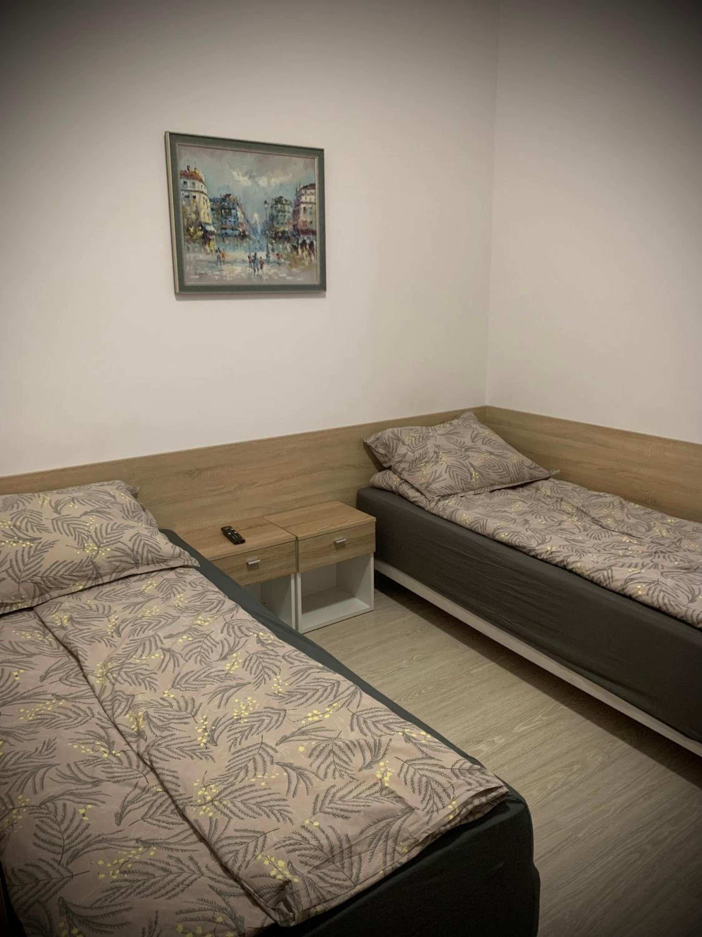 Comfort Triple Room with Shower - Photo 1