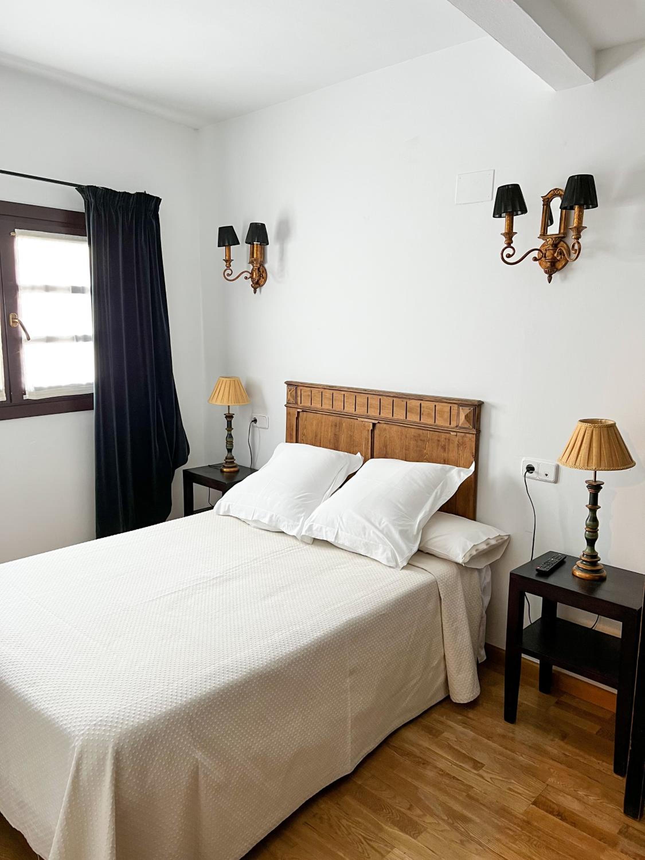 Economy Double Room - Photo 3