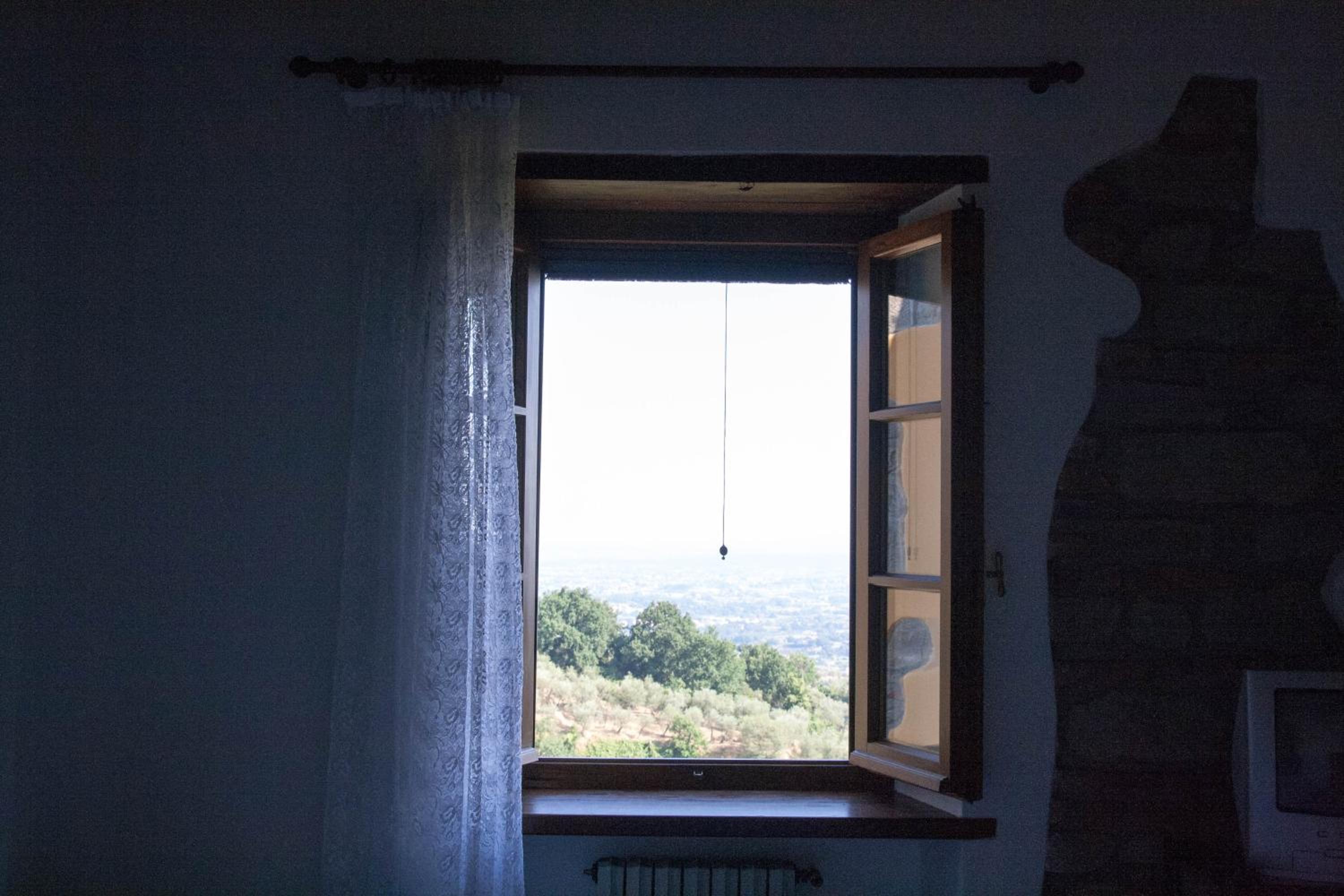 Apartment with Mountain View - Photo 18