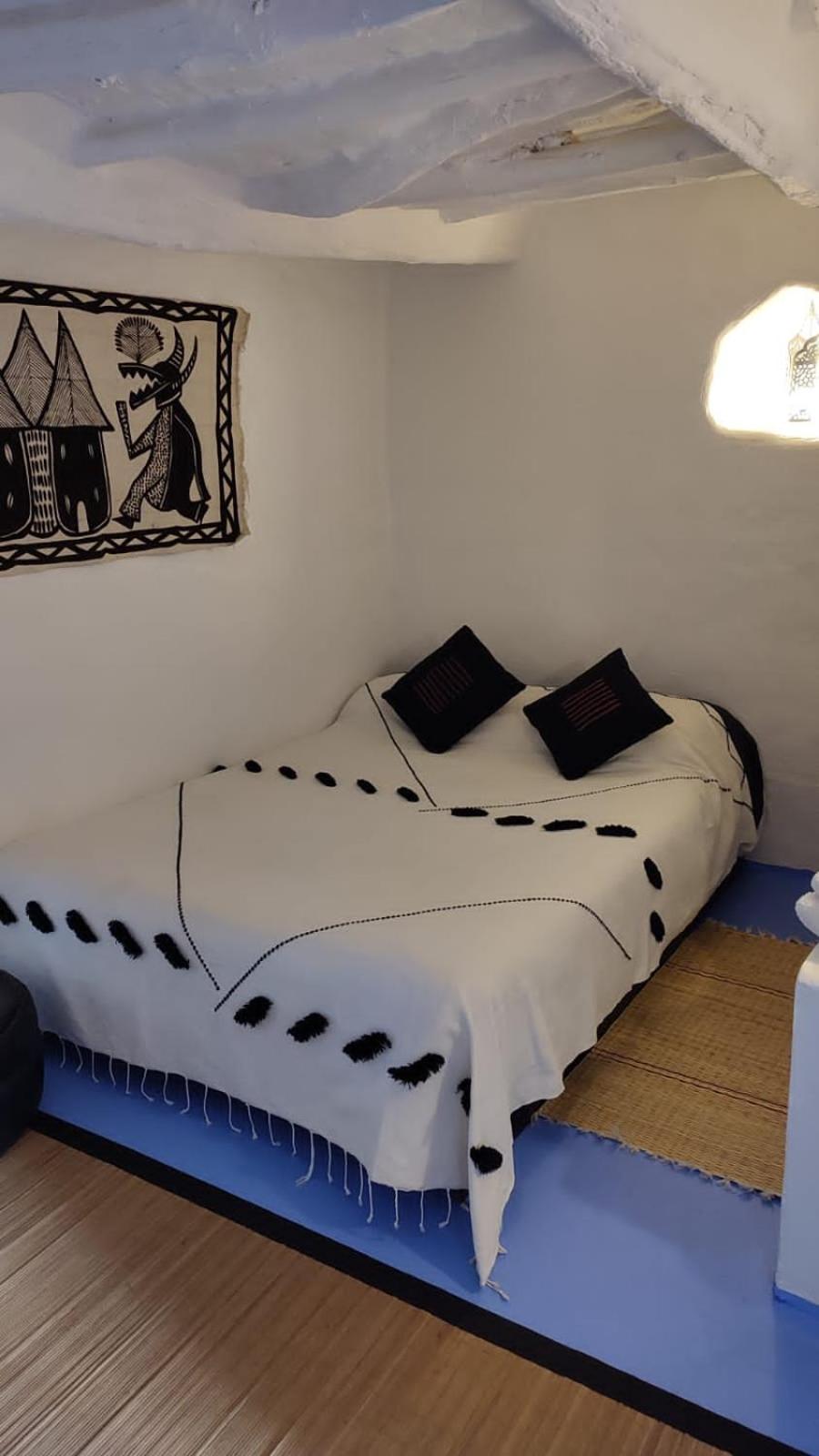 Standard Double Room - Photo 3