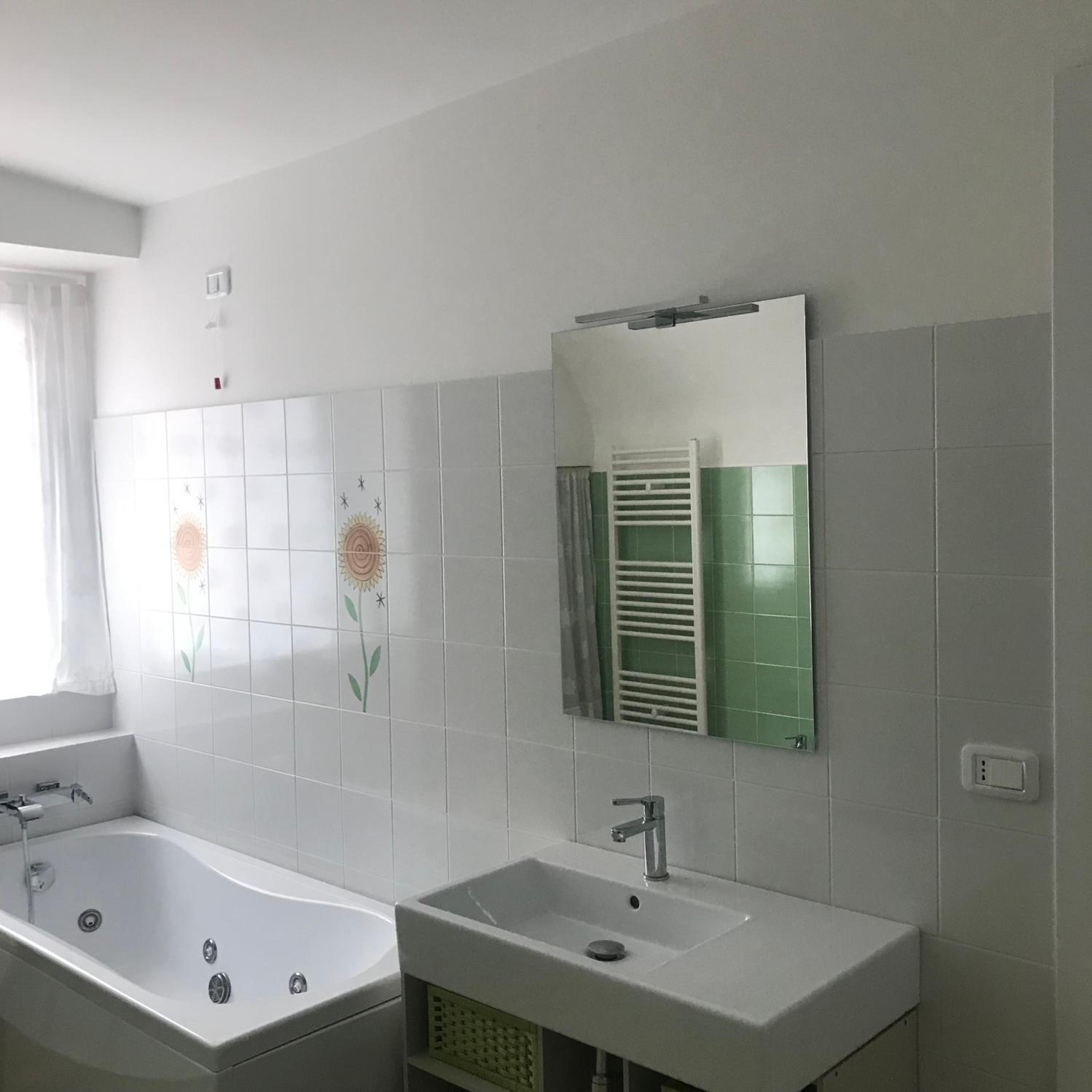 One-Bedroom House - Photo 13