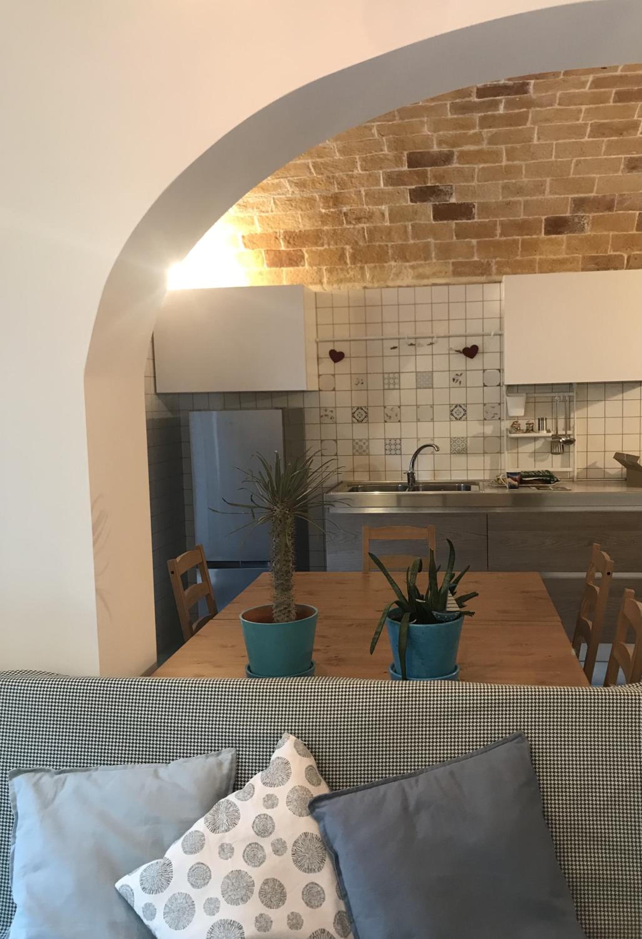 One-Bedroom House - Photo 30