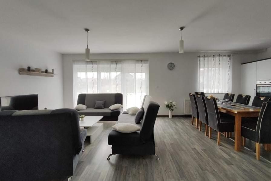 One-Bedroom Apartment - Photo 36