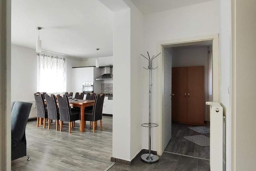 One-Bedroom Apartment - Photo 38
