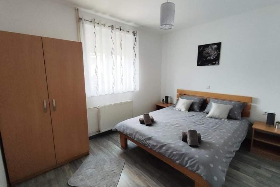 One-Bedroom Apartment - Photo 27