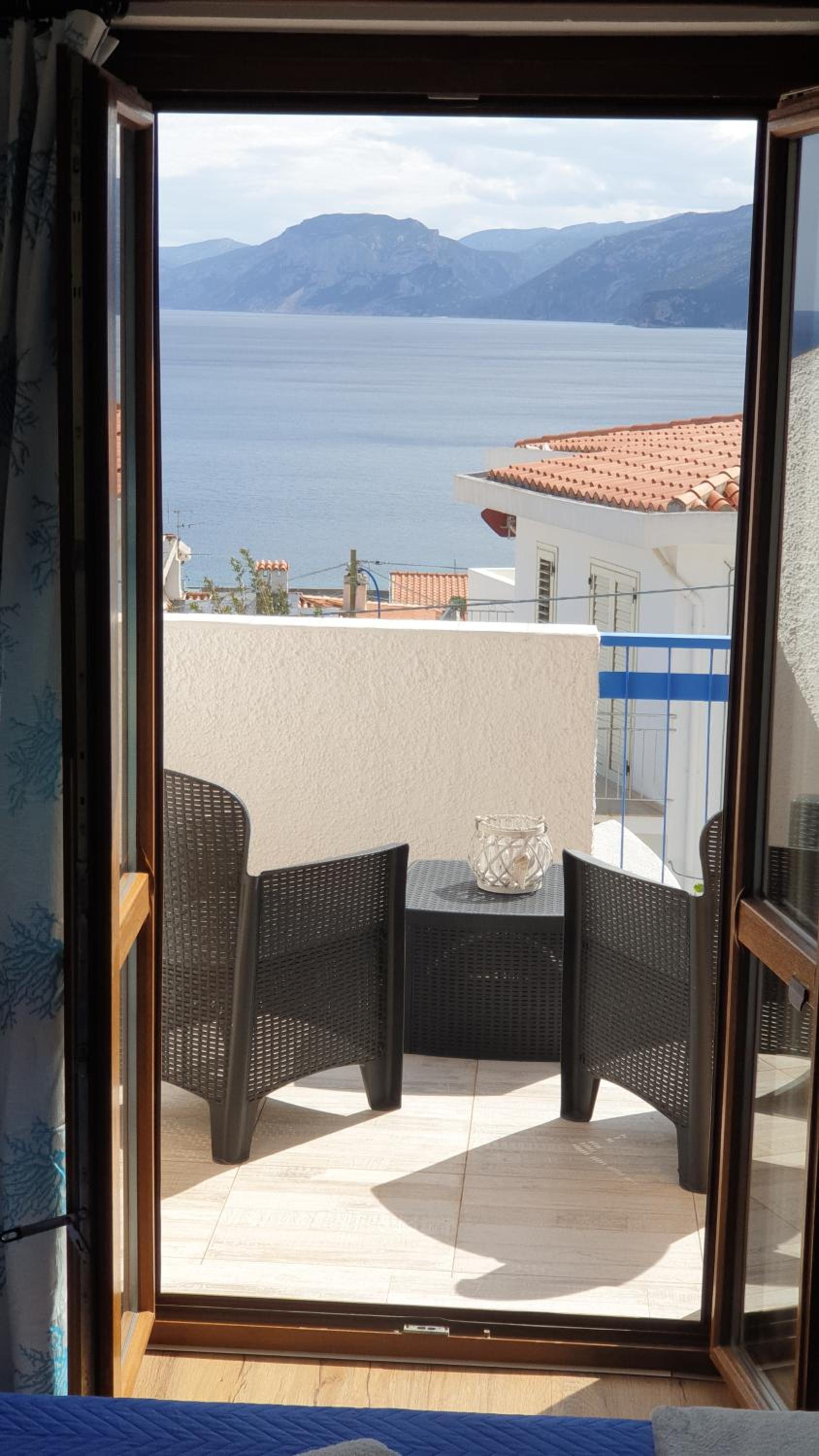 Deluxe Double Room with Balcony and Sea View photo 1