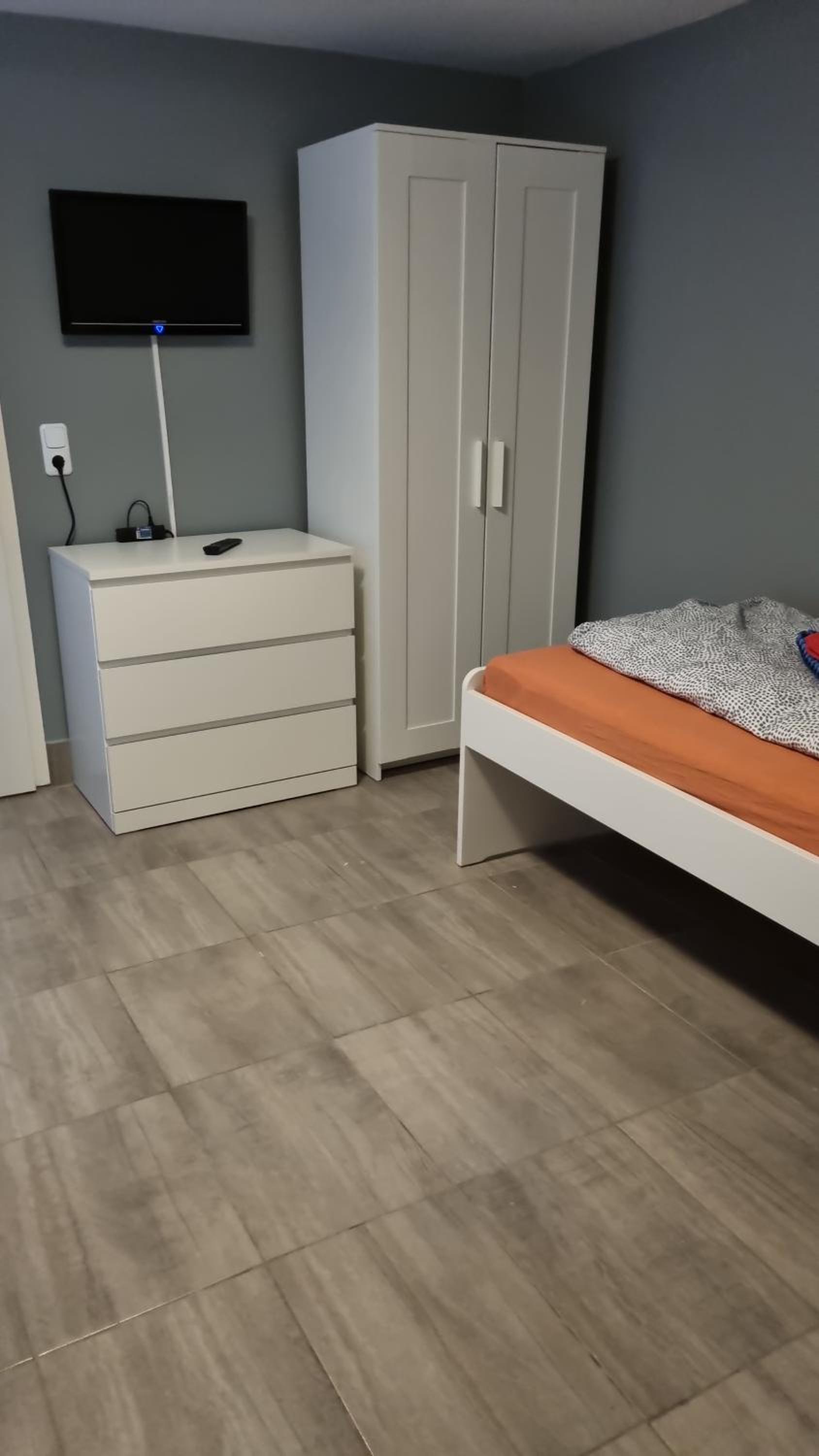 Apartment thumbnail 6